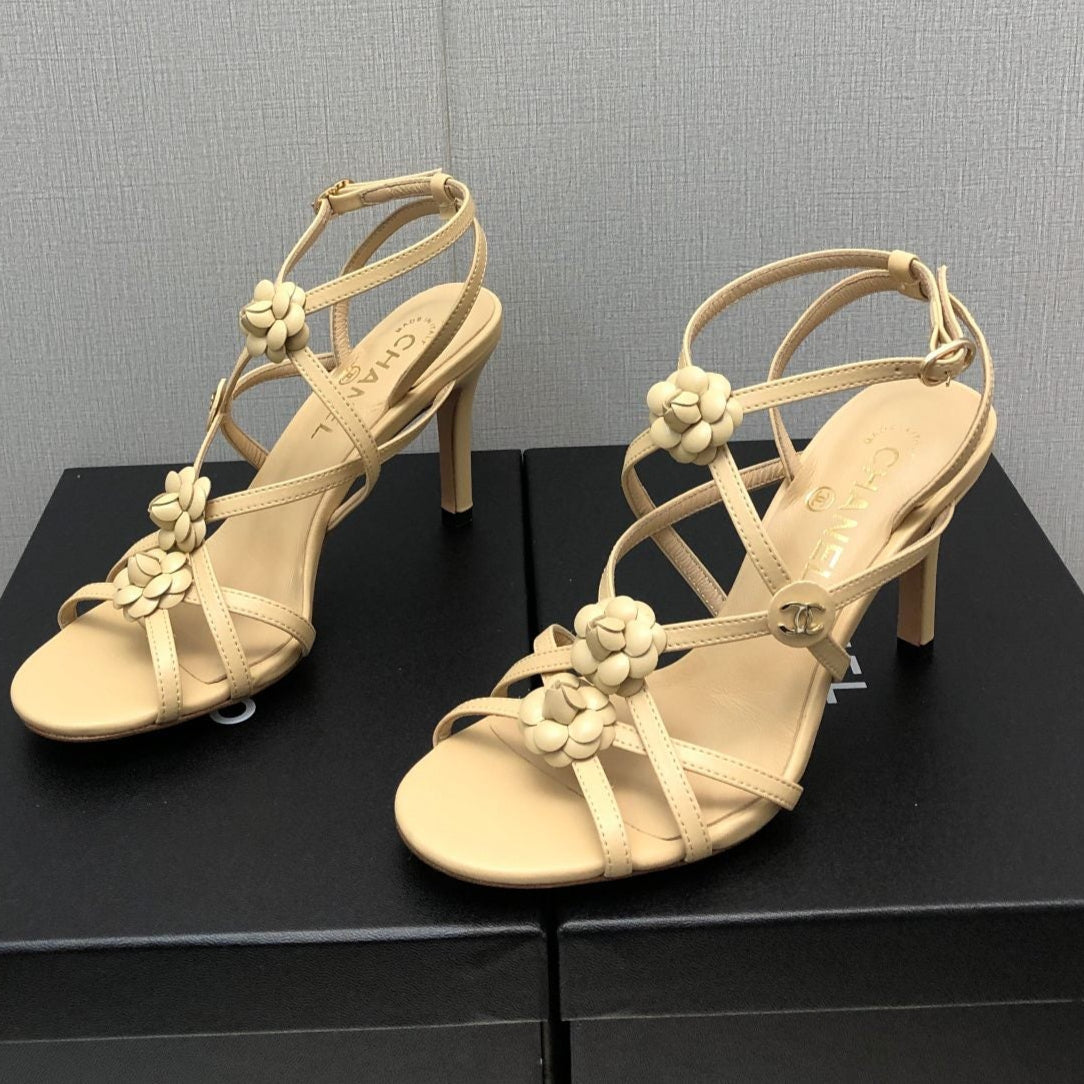 FLORAL HIGH HEEL SANDAL IN SAND YELLOW LAMBSKIN - 35