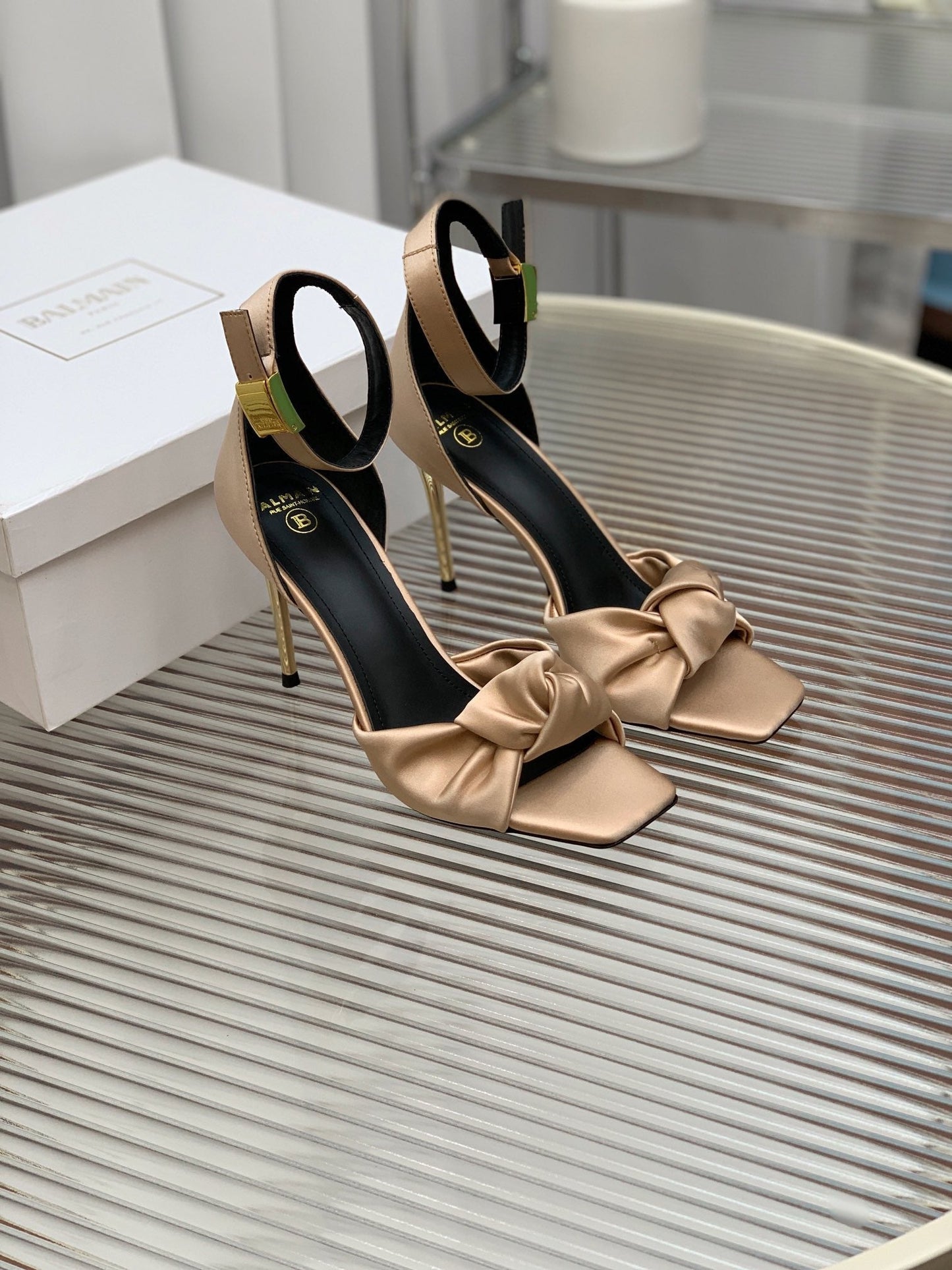BALMAIN 25S KNOTTED HIGH HEELS 95MM IN LIGHT CARAMEL SATIN - 35