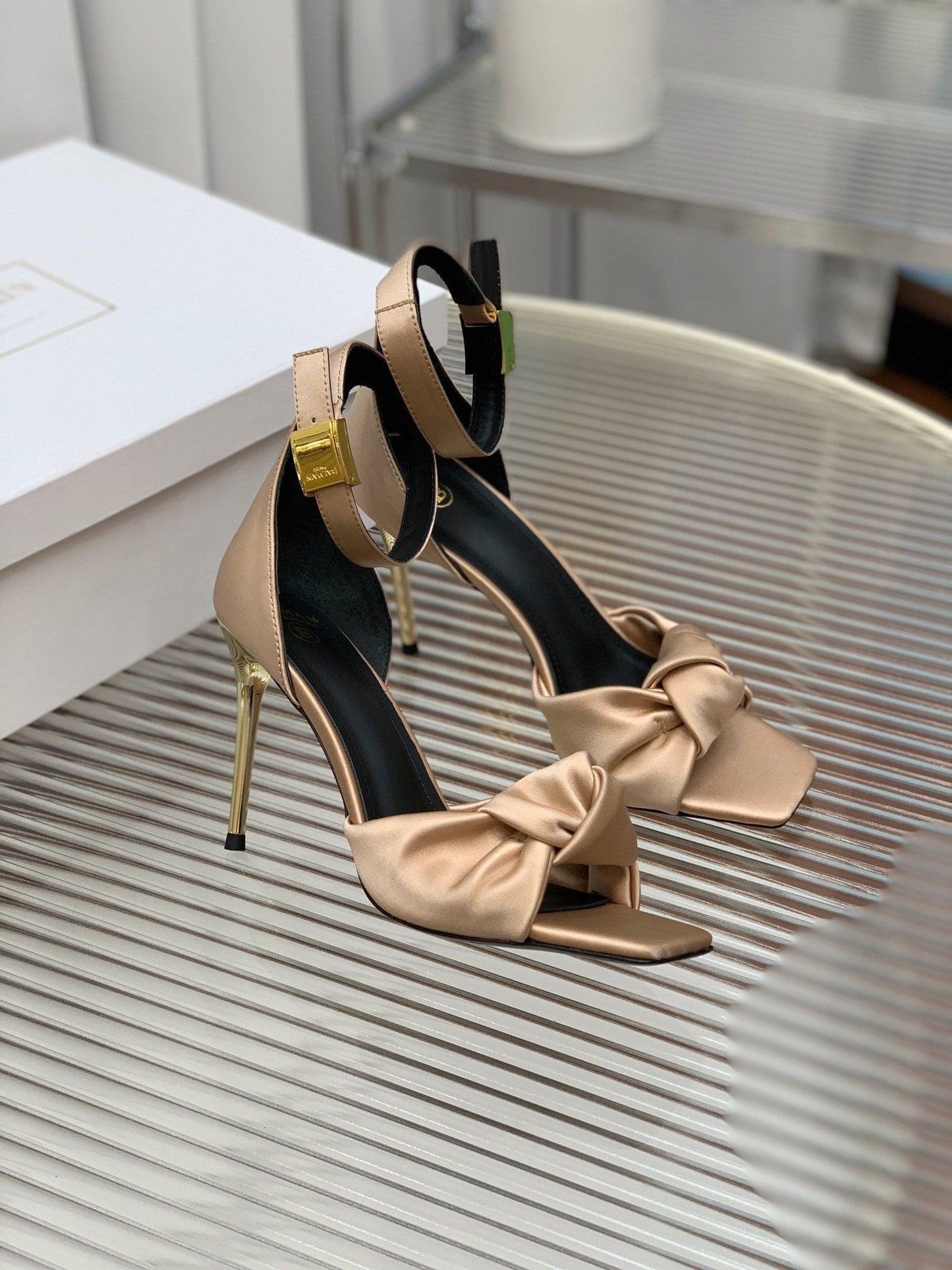 BALMAIN 25S KNOTTED HIGH HEELS 95MM IN LIGHT CARAMEL SATIN - 35