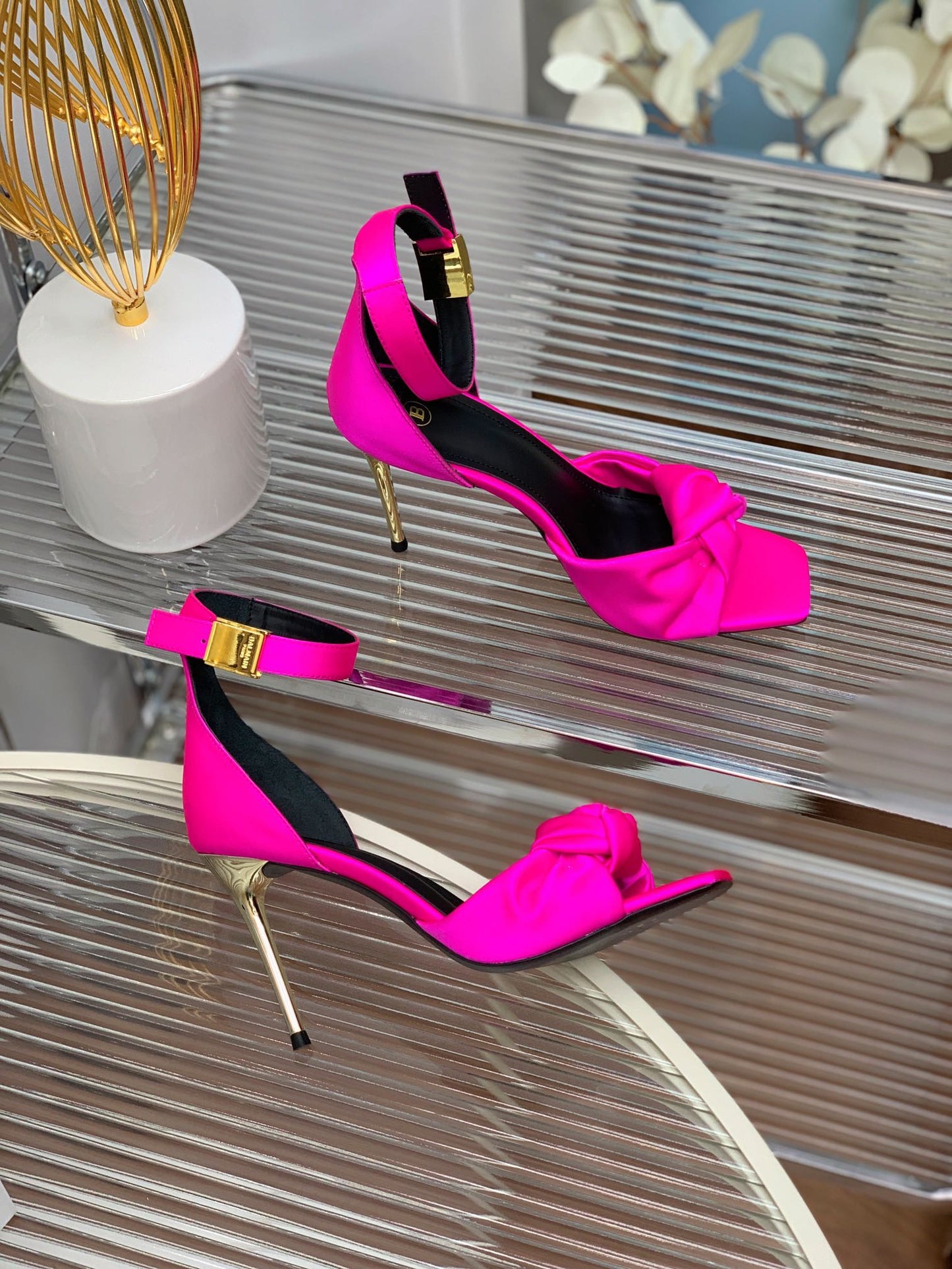 BALMAIN 25S KNOTTED HIGH HEELS 95MM IN NEON PINK SATIN - 35