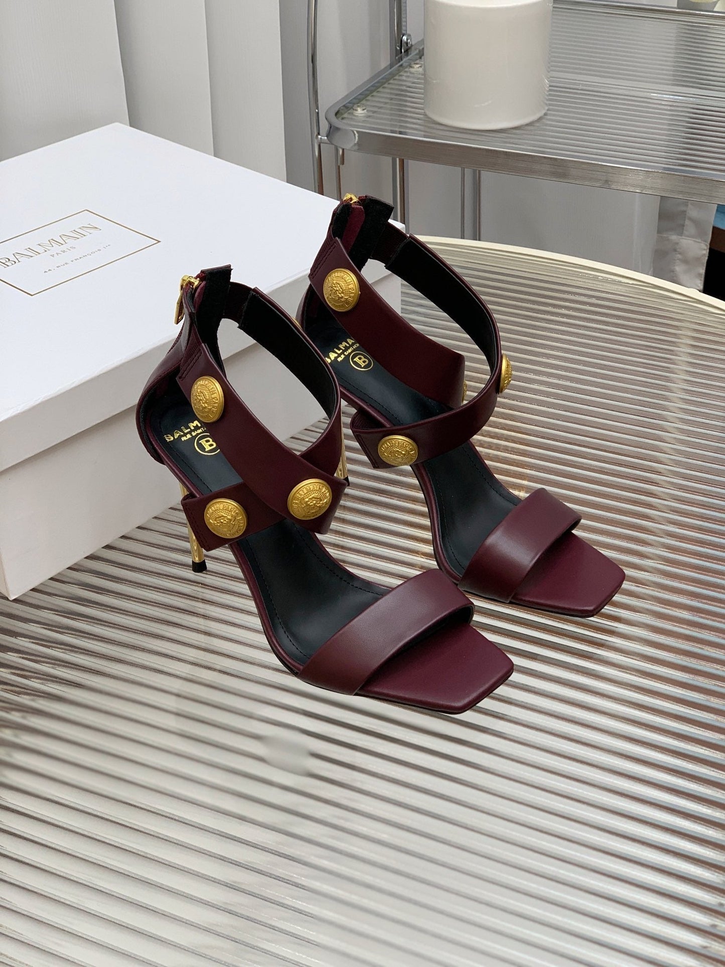 BALMAIN 25S CROSSOVER STRAP HIGH HEELS 95MM IN ROSEWOOD CALFSKIN - 35