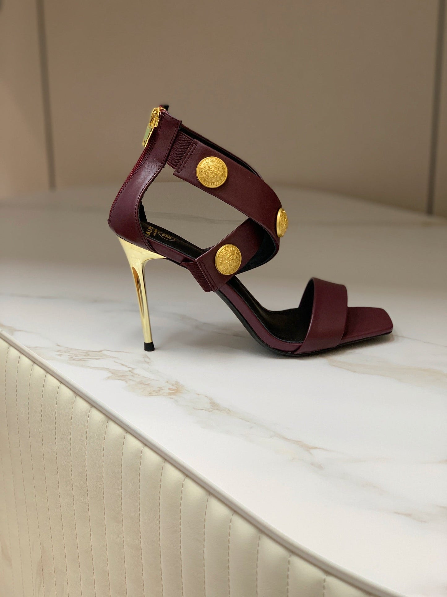 BALMAIN 25S CROSSOVER STRAP HIGH HEELS 95MM IN ROSEWOOD CALFSKIN - 35