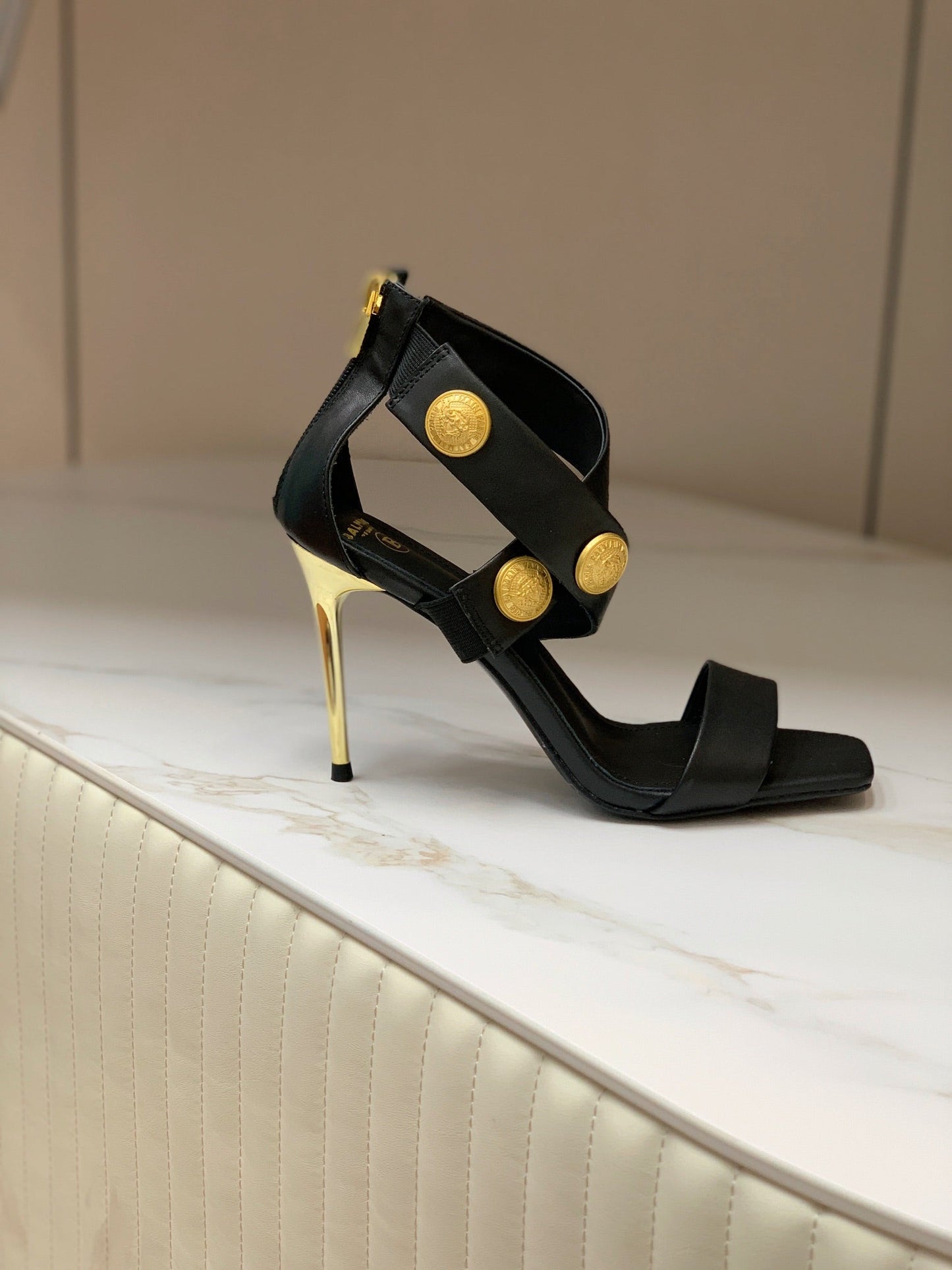 BALMAIN 25S CROSSOVER STRAP HIGH HEELS 95MM IN BLACK CALFSKIN - 35