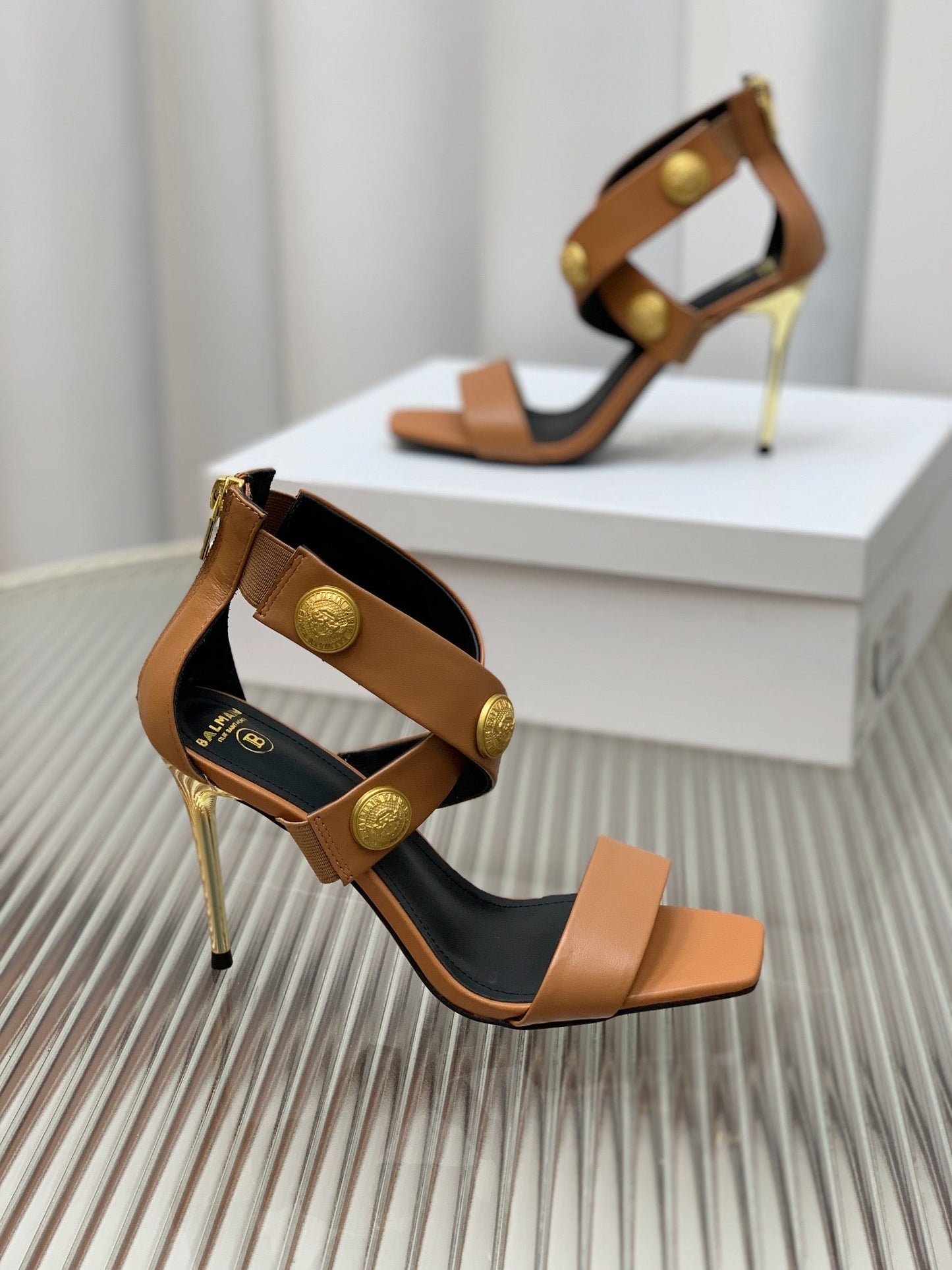 BALMAIN 25S CROSSOVER STRAP HIGH HEELS 95MM IN BROWN CALFSKIN - 35