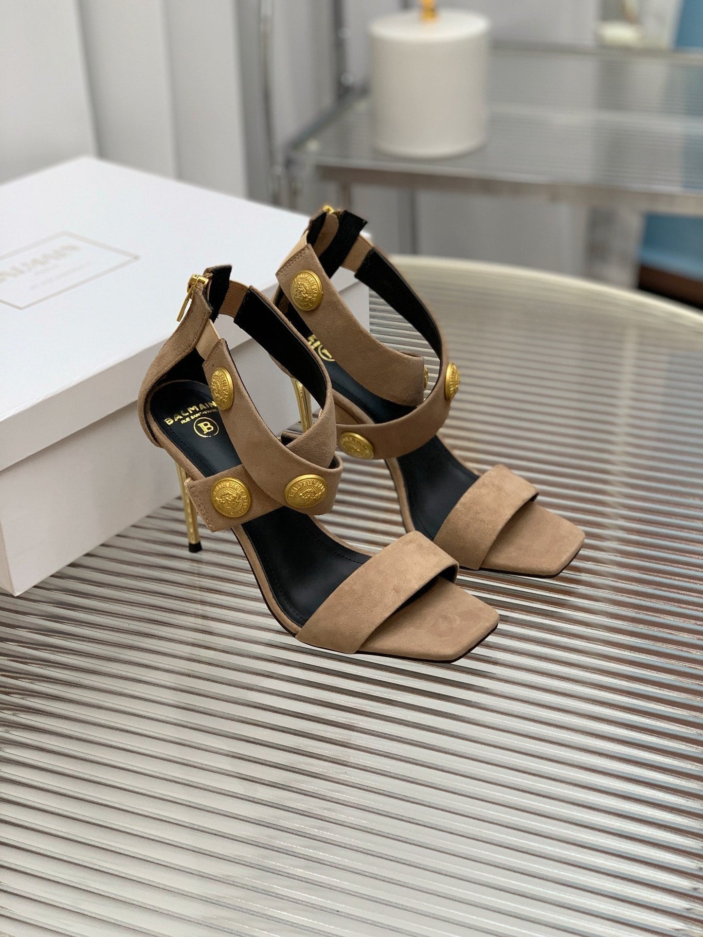 BALMAIN 25S CROSSOVER STRAP HIGH HEELS 95MM IN LIGHT BROWN SUEDE - 35