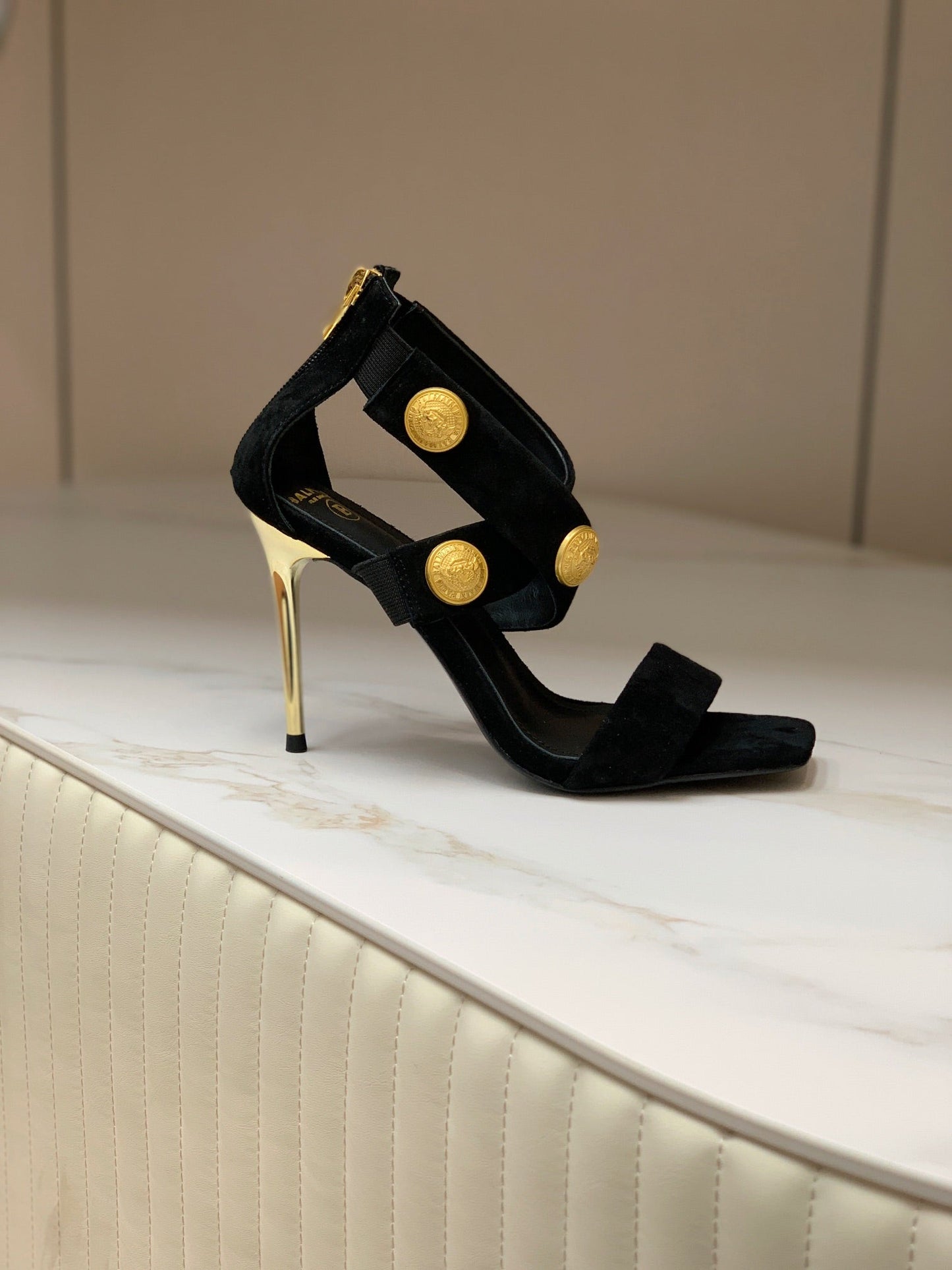 BALMAIN 25S CROSSOVER STRAP HIGH HEELS 95MM IN BLACK SUEDE - 35
