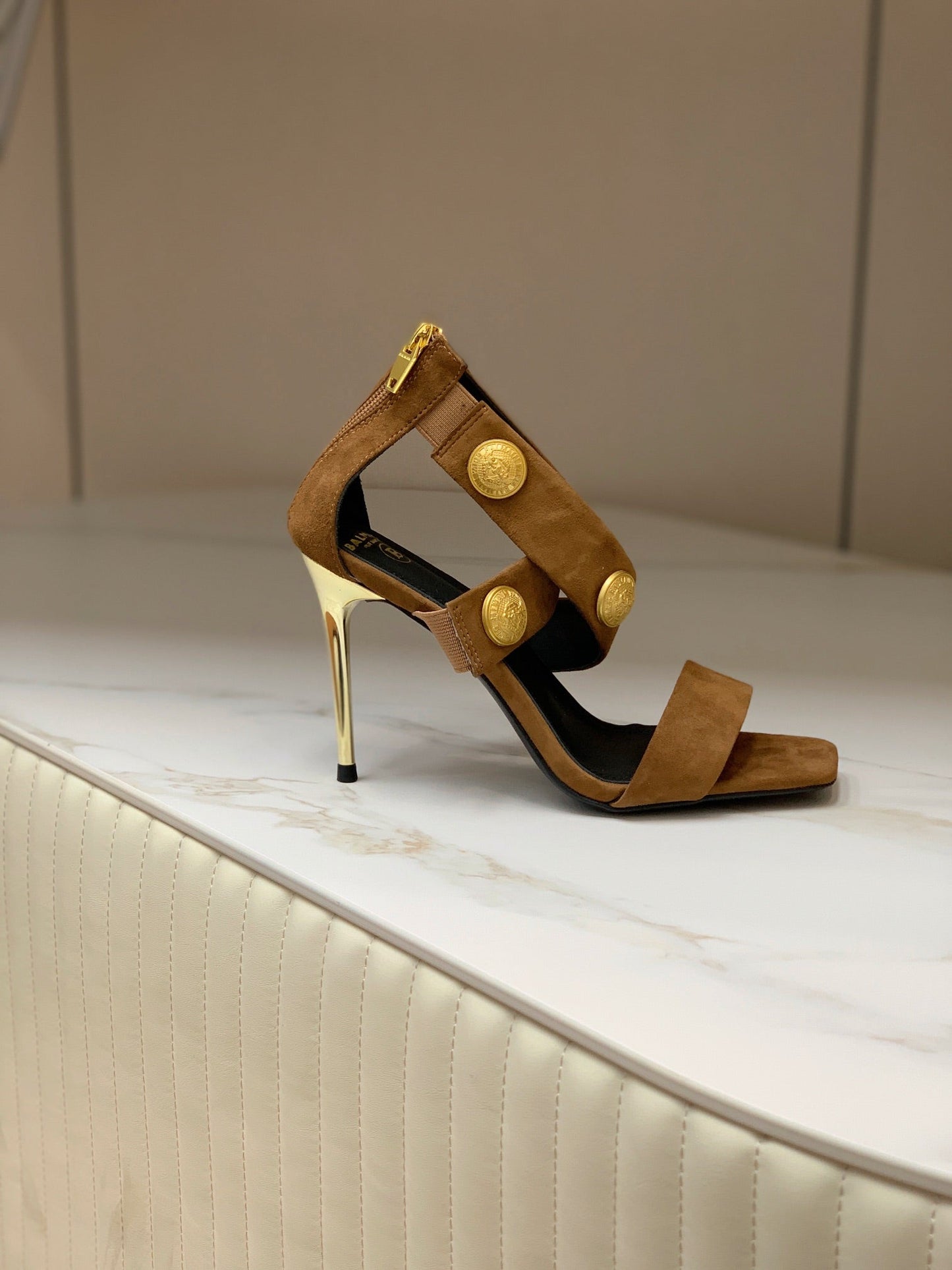 BALMAIN 25S CROSSOVER STRAP HIGH HEELS 95MM IN BROWN SUEDE - 35