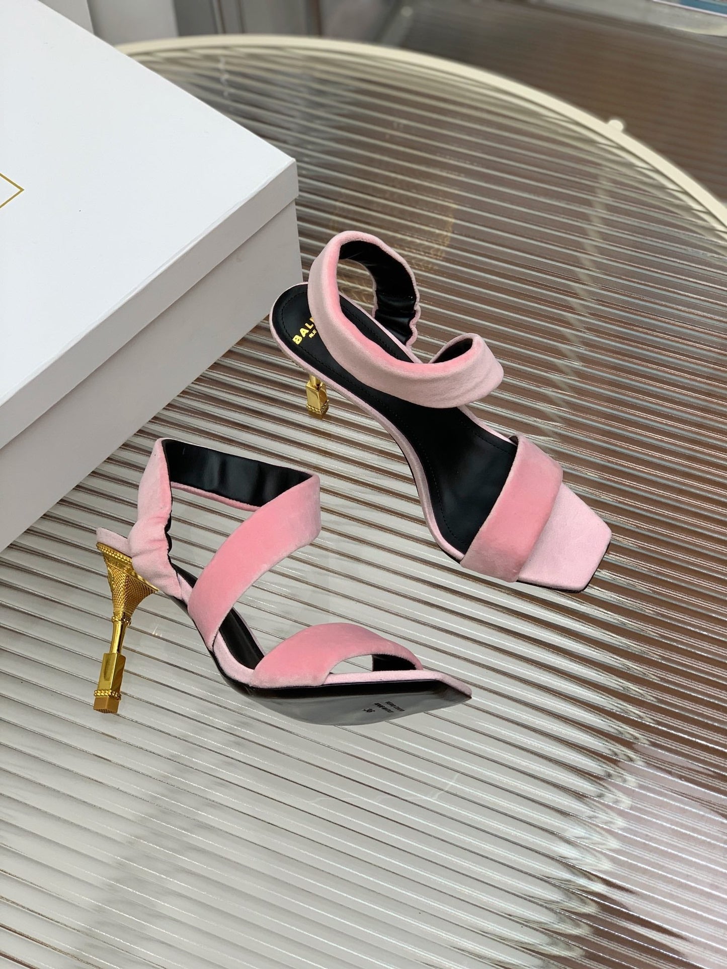 BALMAIN 25S MONETA HEELED SANDALS 95MM IN BABY PINK VELVET - 35