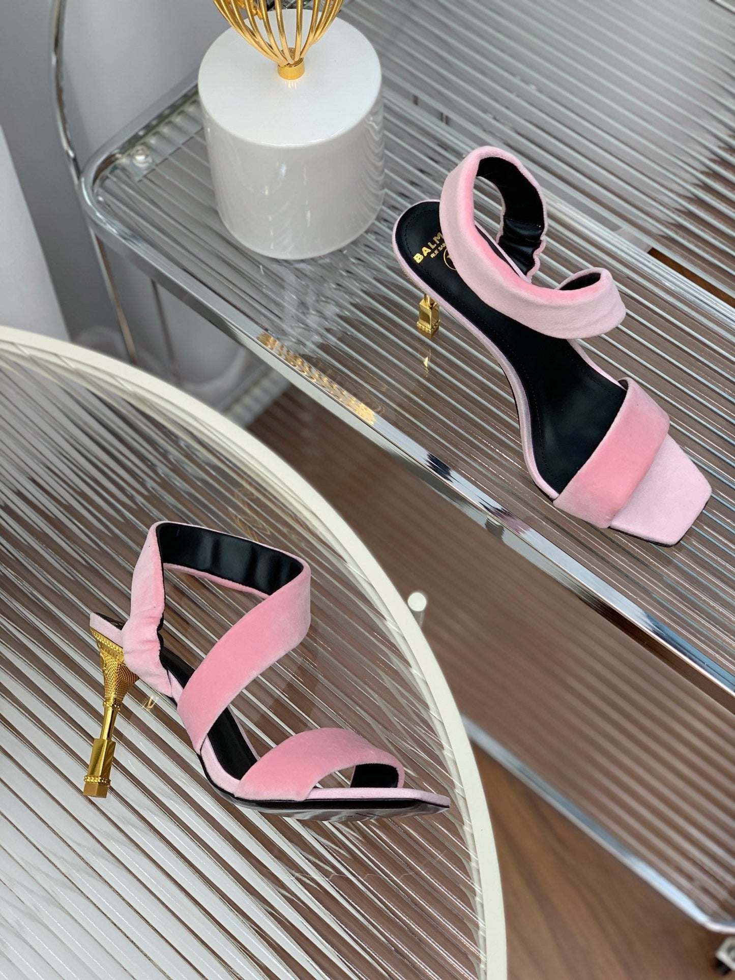BALMAIN 25S MONETA HEELED SANDALS 95MM IN BABY PINK VELVET - 35