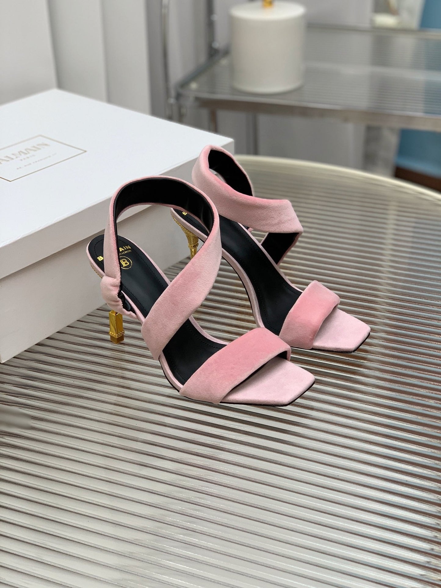 BALMAIN 25S MONETA HEELED SANDALS 95MM IN BABY PINK VELVET - 35