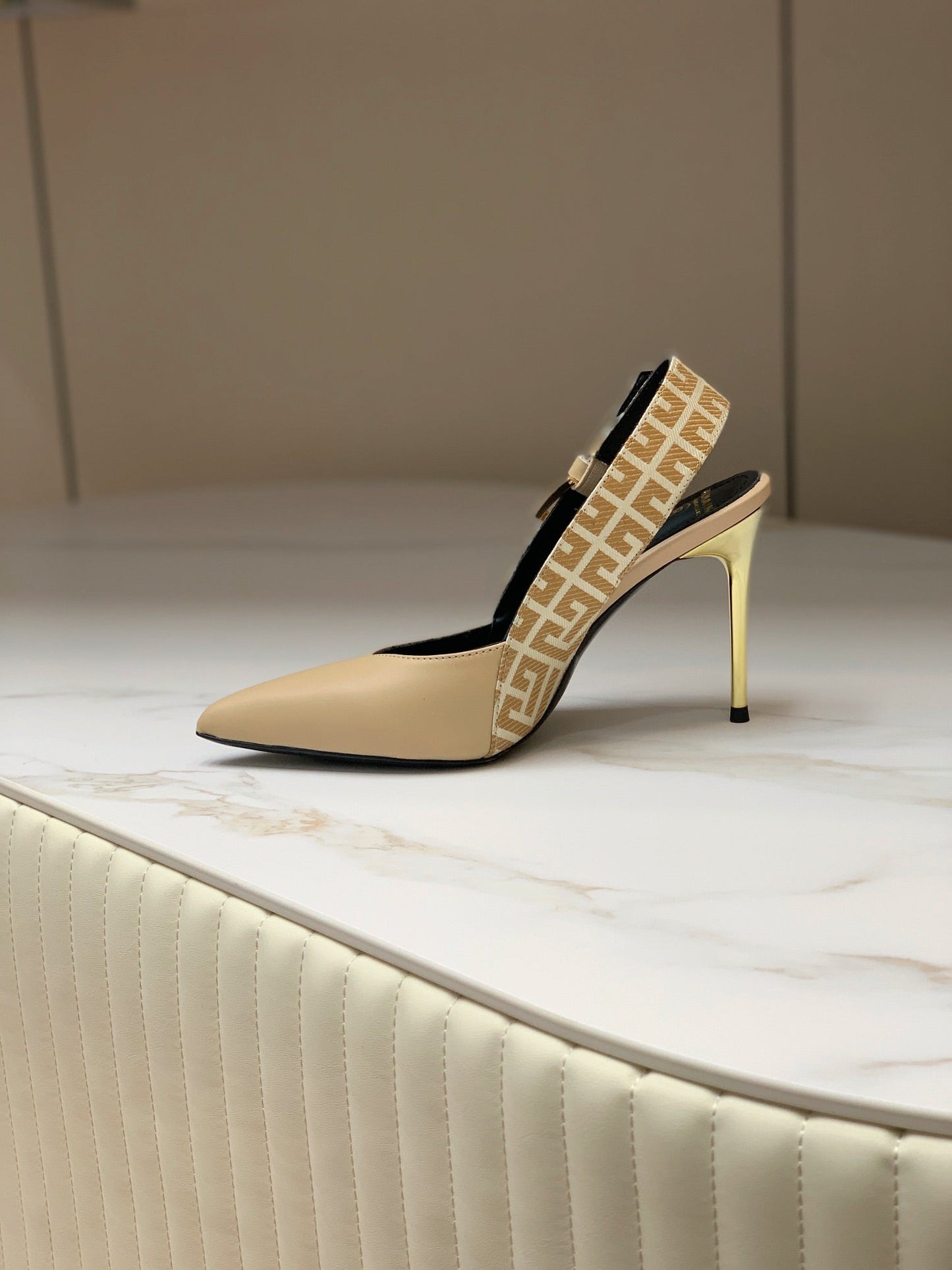 BALMAIN 25S SLINGBACK SHOES 95MM IN LIGHT BROWN CALFSKIN - 35