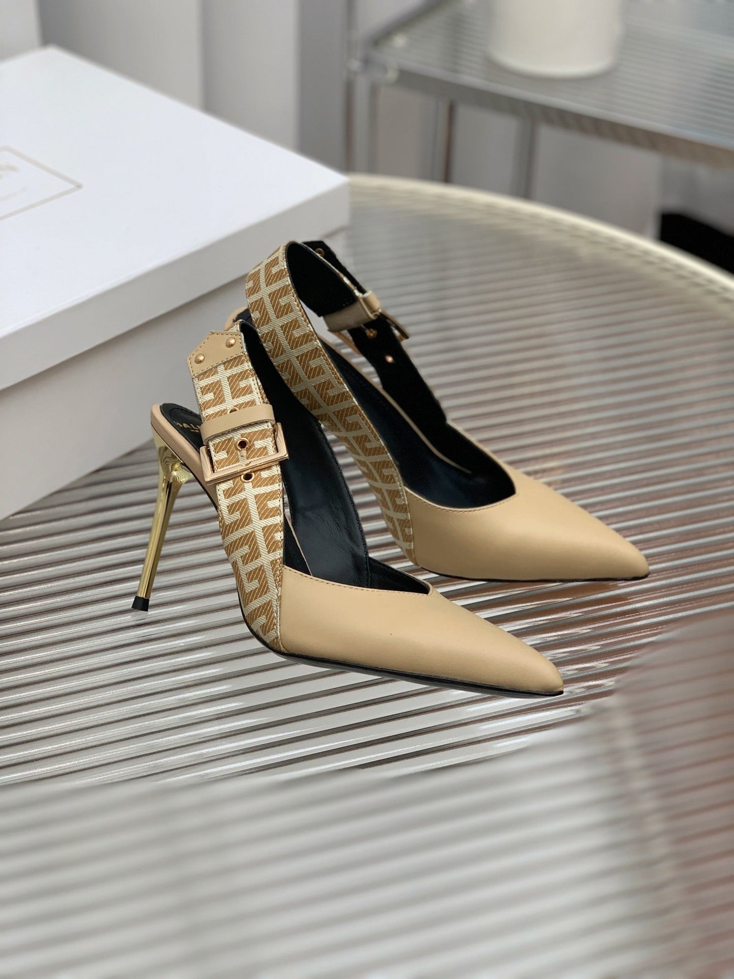 BALMAIN 25S SLINGBACK SHOES 95MM IN LIGHT BROWN CALFSKIN - 35