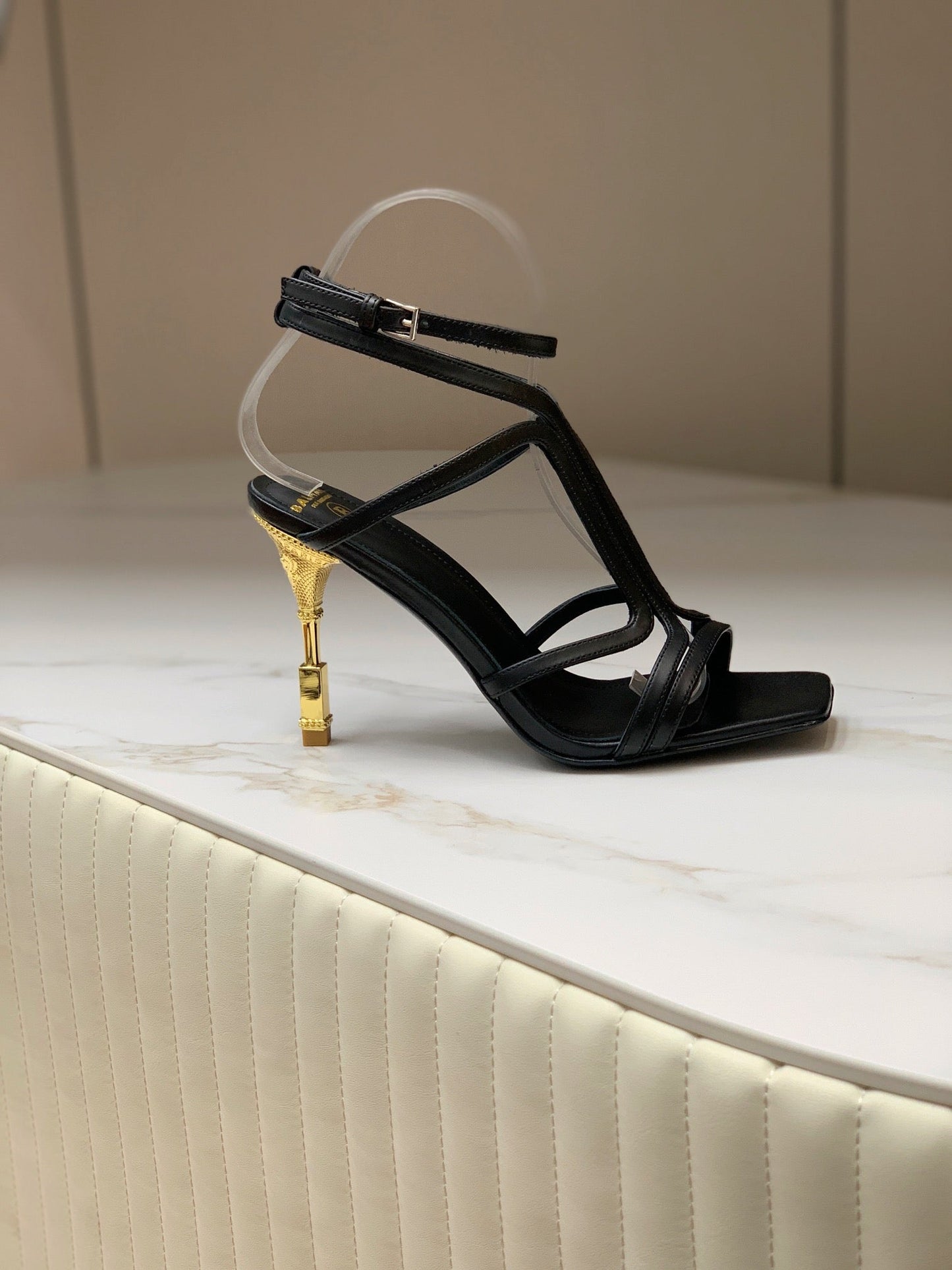 BALMAIN 25S MONETA SANDAL 95MM IN BLACK CALFSKIN - 35