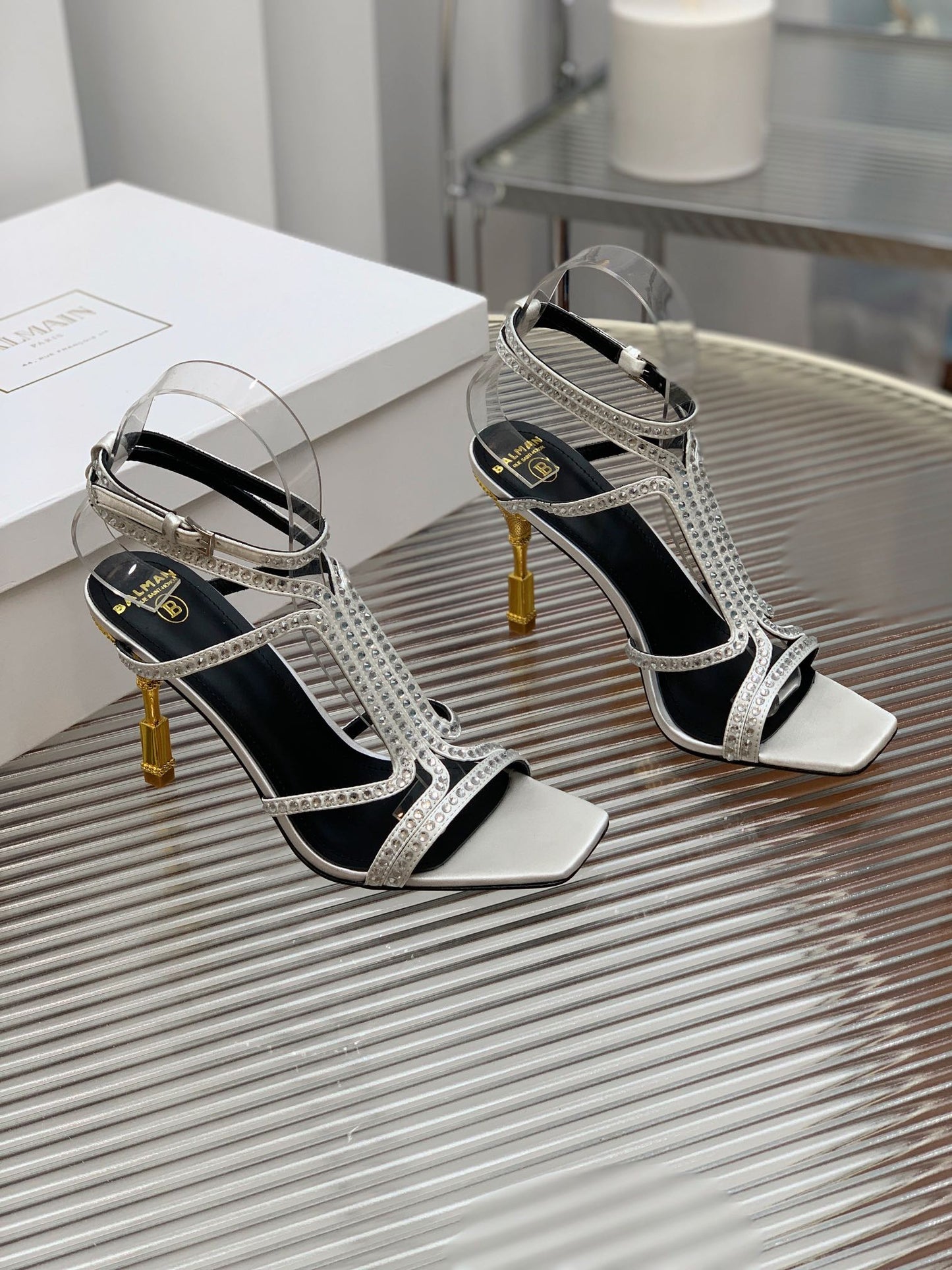 BALMAIN 25S MONETA SANDAL 95MM IN SILVER CALFSKIN WITH CRYSTAL - 35