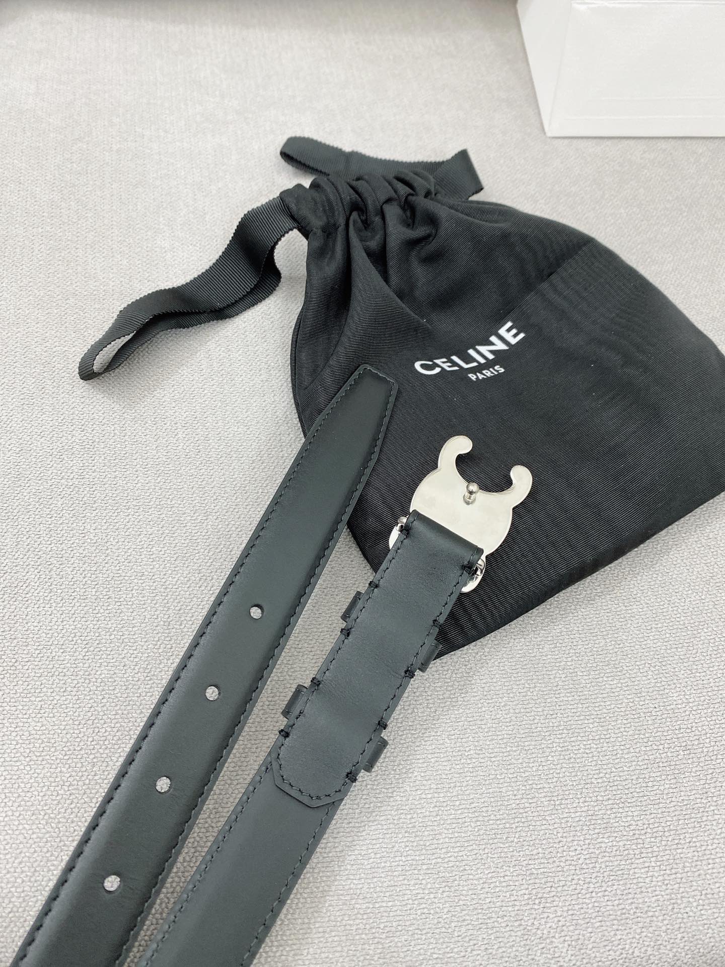 CELINE 25S TRIOMPHE BELT 25MM IN BLACK CALFSKIN SILVER HARDWARE 580680 - 26 - 28