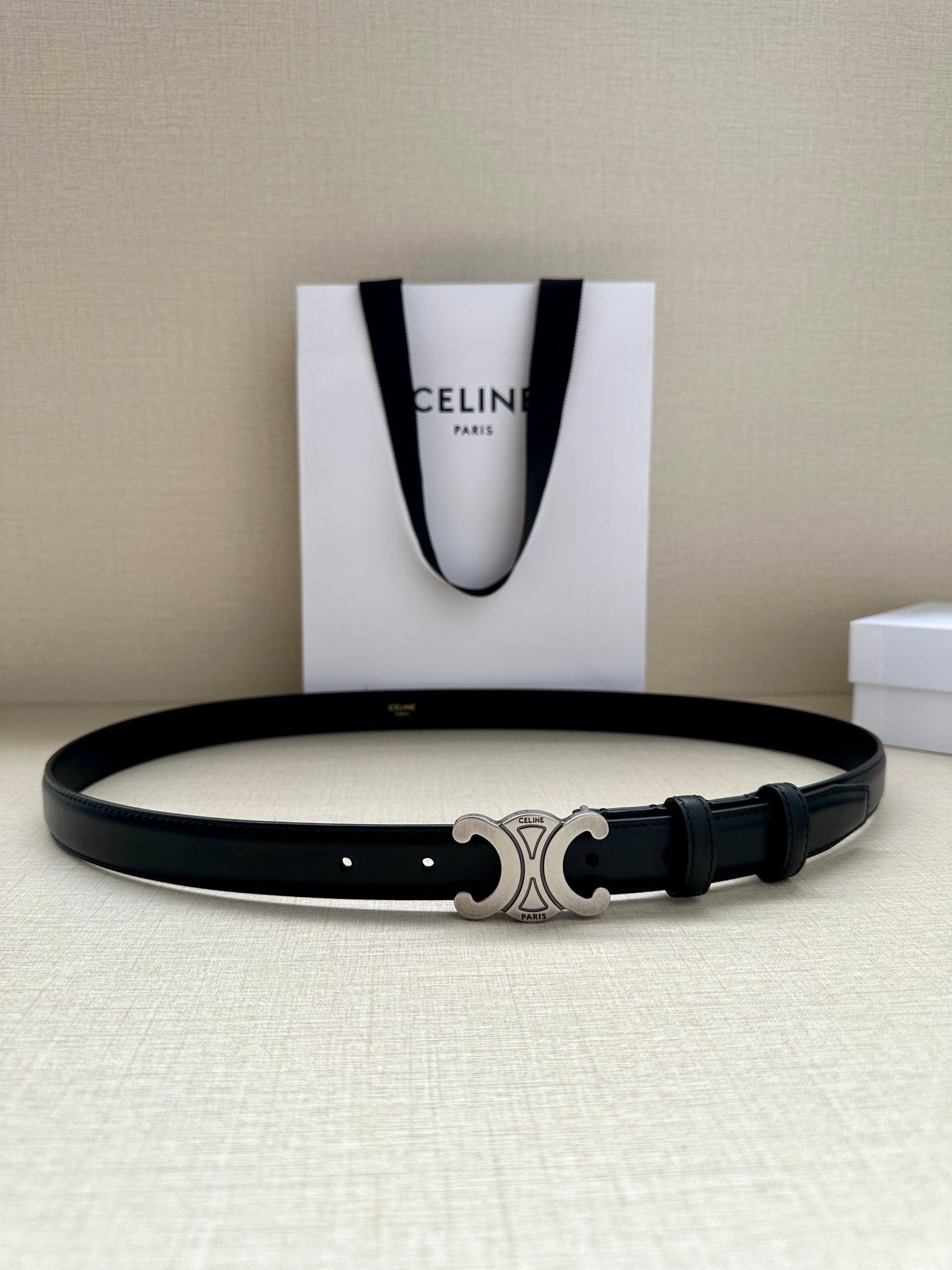 Medium Triomphe Belt 25mm Black Calfskin Silver Finishing - 30