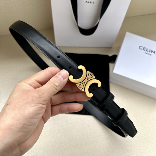 Medium Triomphe Belt 25mm Black Calfskin Gold Finishing - 30