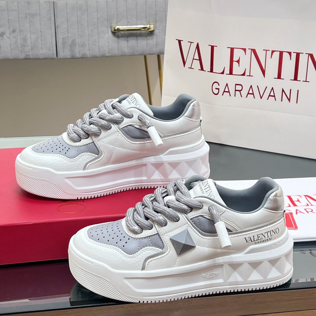 VALENTINO 25S GARAVANI ONE STUD XL PLATFORM SNEAKERS IN WHITE MIX GREY LAMBSKIN STYLE 3 - 35