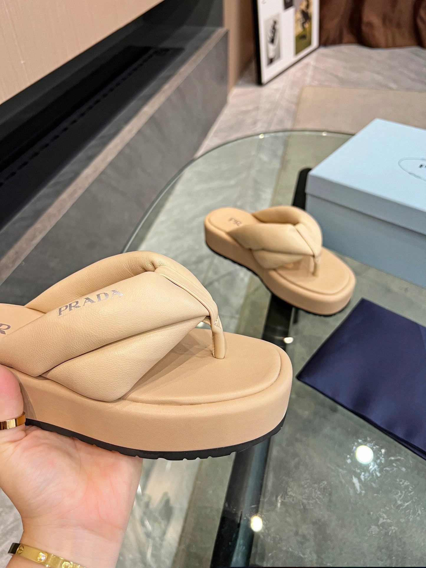 PRA THONG FLATFORM SANDALS TUSCAN LAMBSKIN - 35