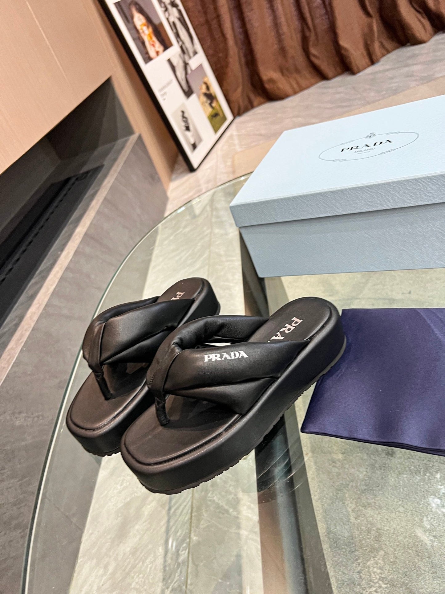 PRA THONG FLATFORM SANDALS BLACK LAMBSKIN - 35