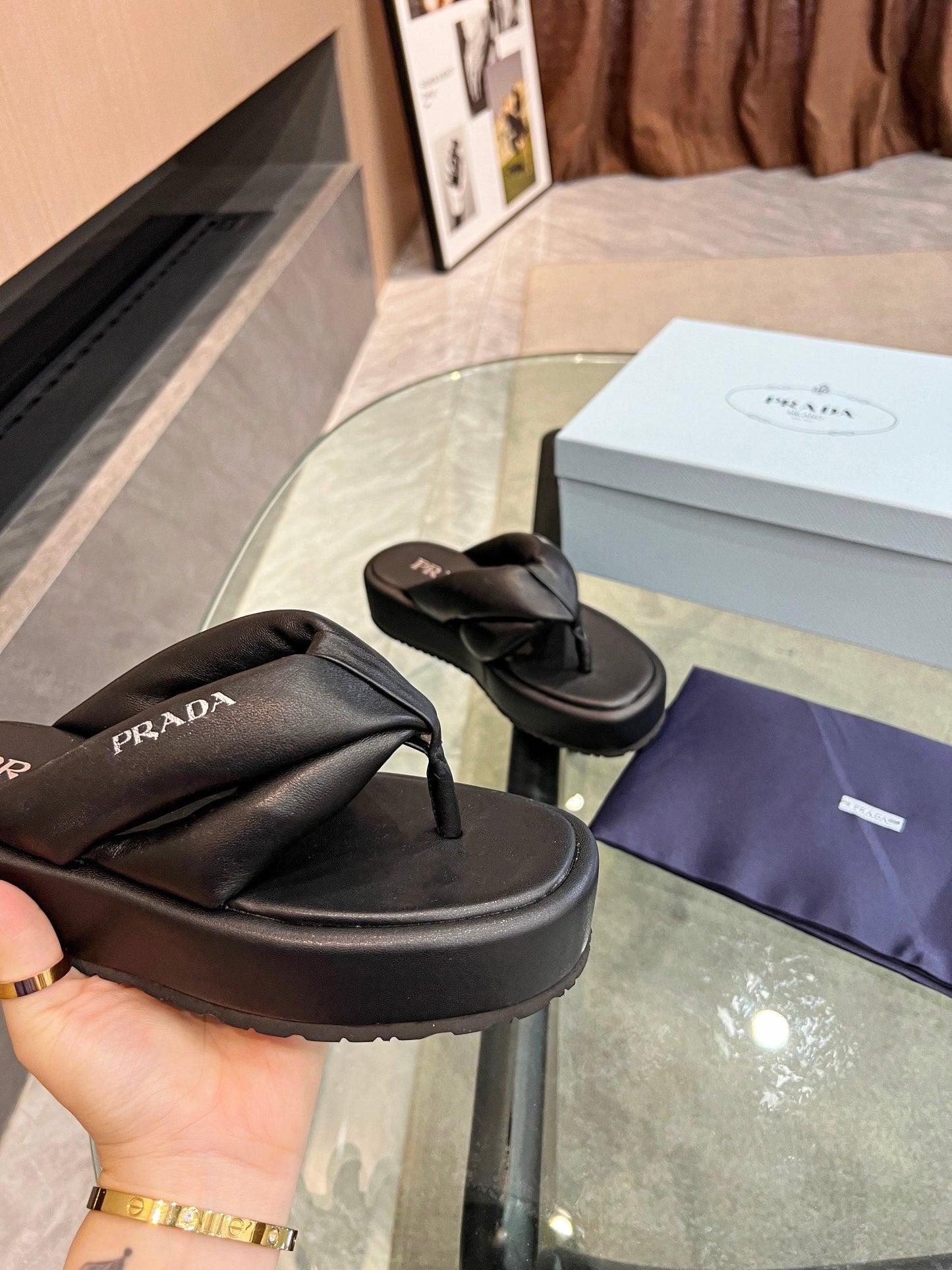 PRA THONG FLATFORM SANDALS BLACK LAMBSKIN - 35