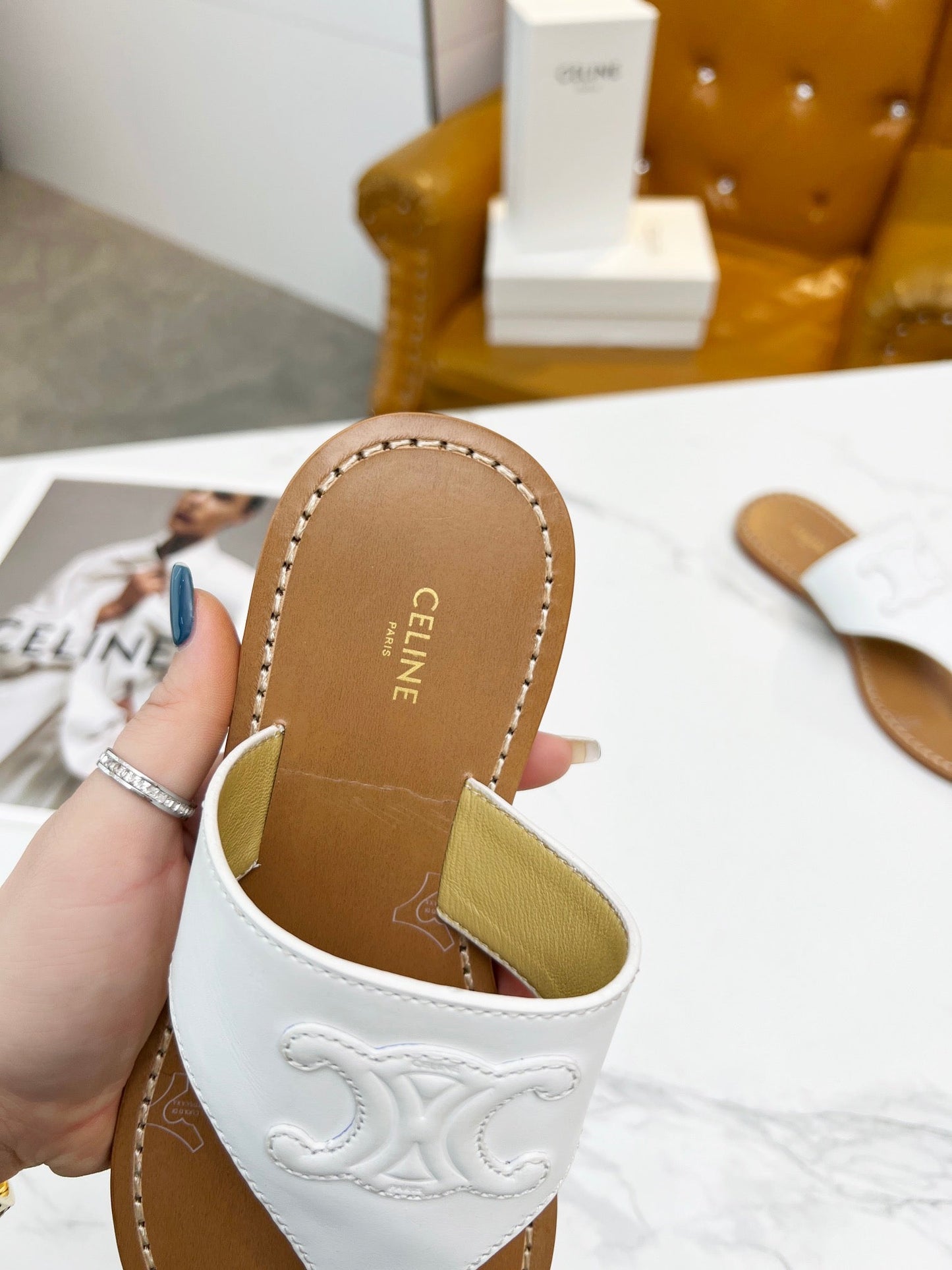 THONG MULE IN WHITE CALFSKIN - 35