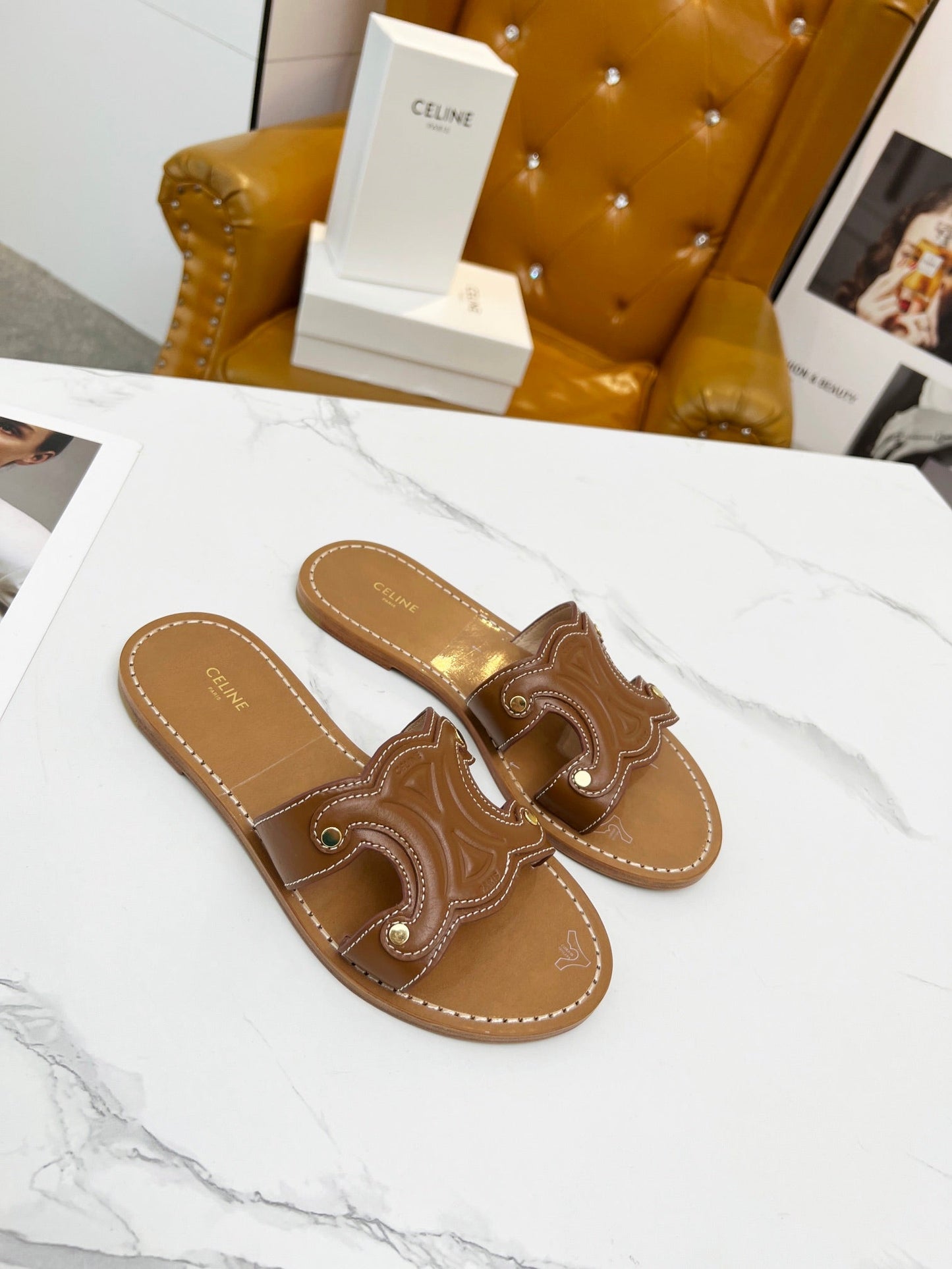 TRIOMPHE SLIDE IN BRONZE BROWN CALFSKIN - 35