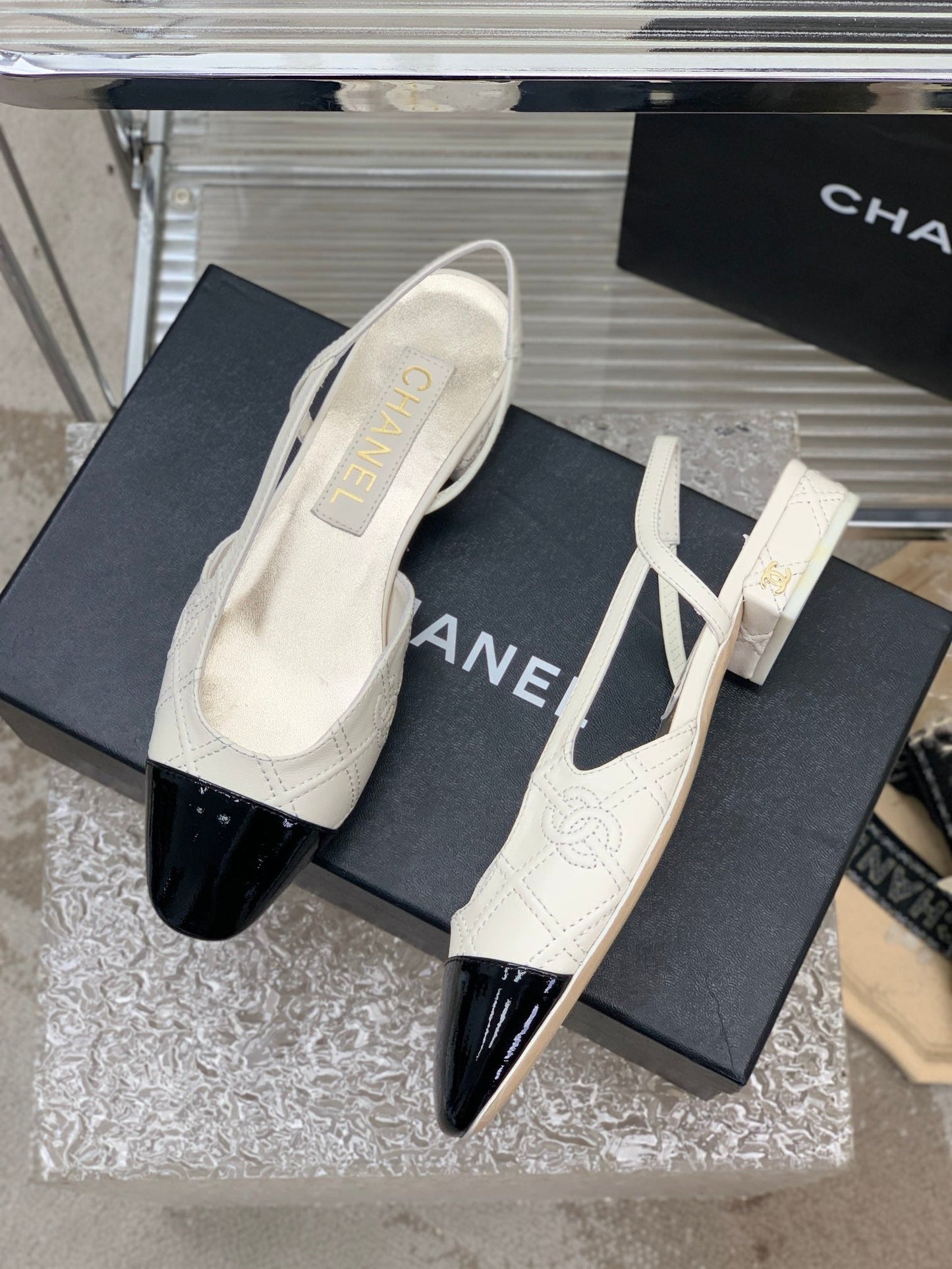 SLINGBACKS 20 WHITE MIX BLACK CALFSKIN - 35
