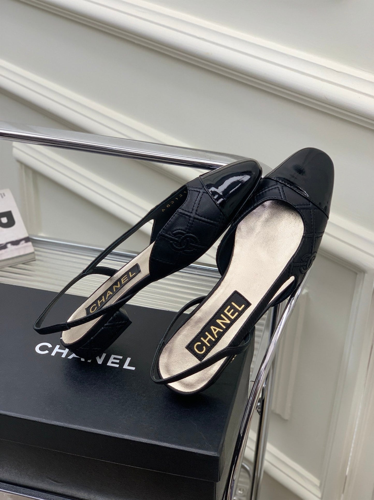 SLINGBACKS 20 BLACK CALFSKIN - 35