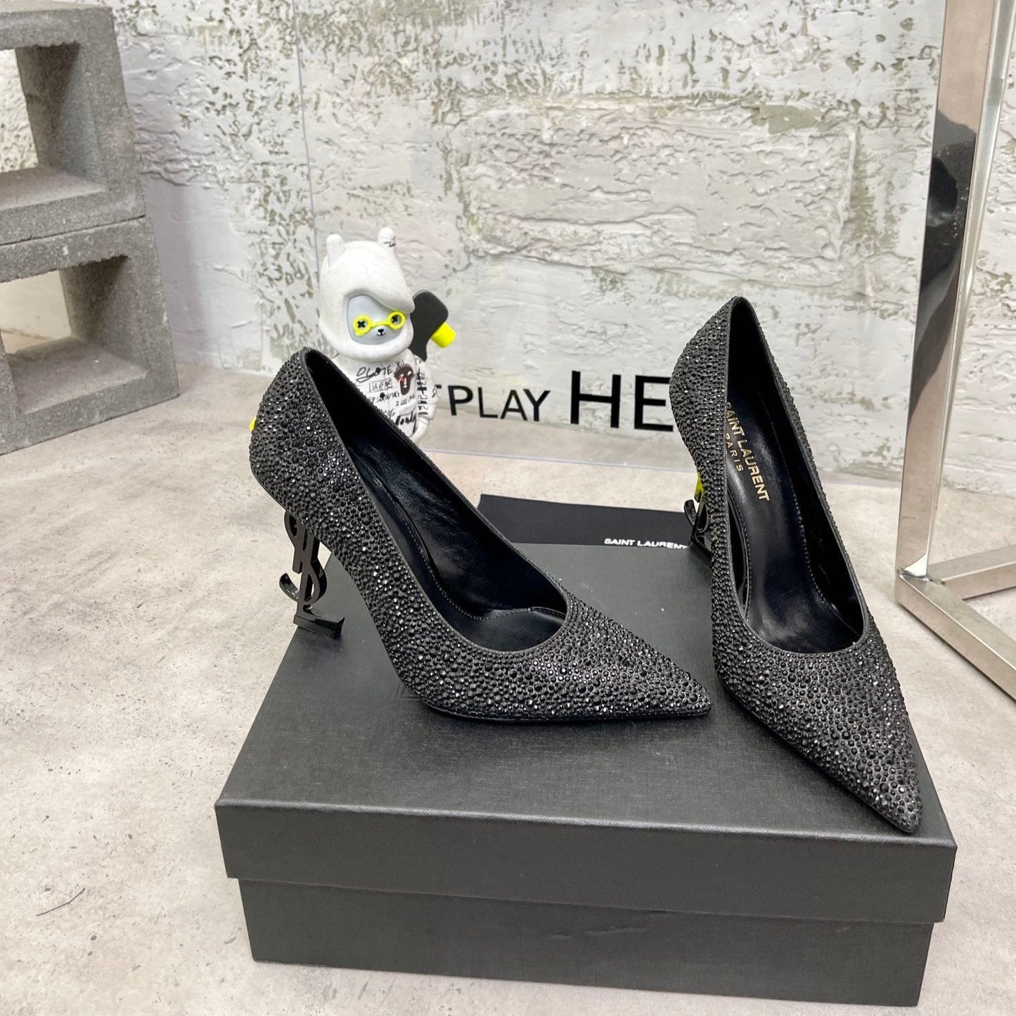 SL OPYUM BASIC HIGH HEEL BLACK CRYSTAL SATIN - 35