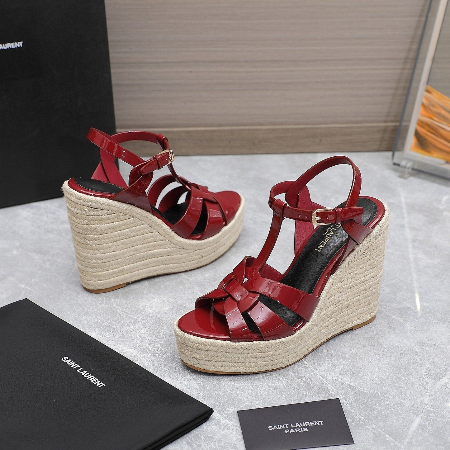 SL TRIBUTE WEDGE SANDALS BERRY POLISHED CALFSKIN - 35