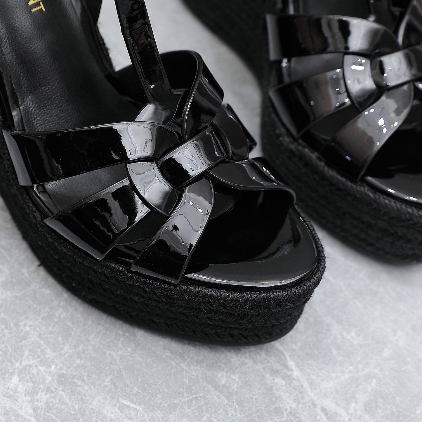 SL TRIBUTE WEDGE SANDALS BLACK POLISHED CALFSKIN - 35