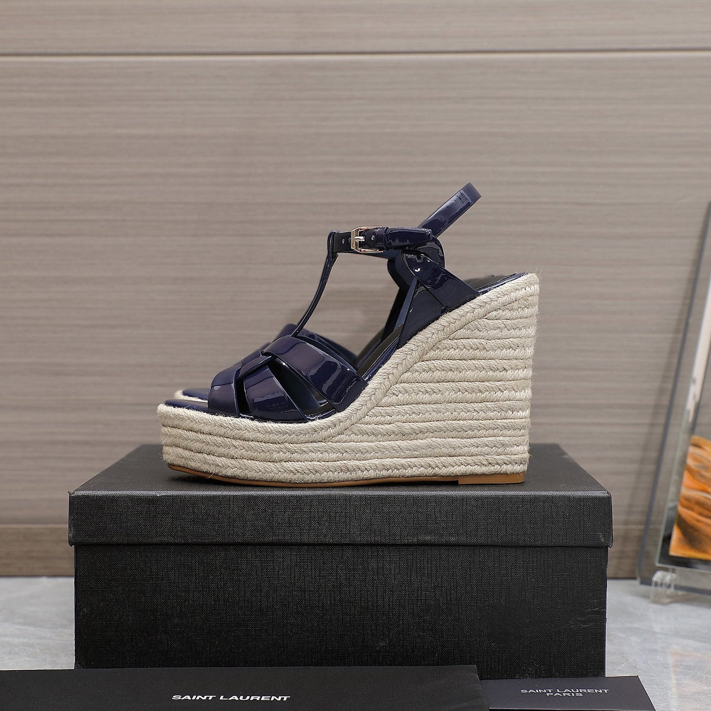 SL TRIBUTE WEDGE SANDALS NAVY POLISHED CALFSKIN - 35