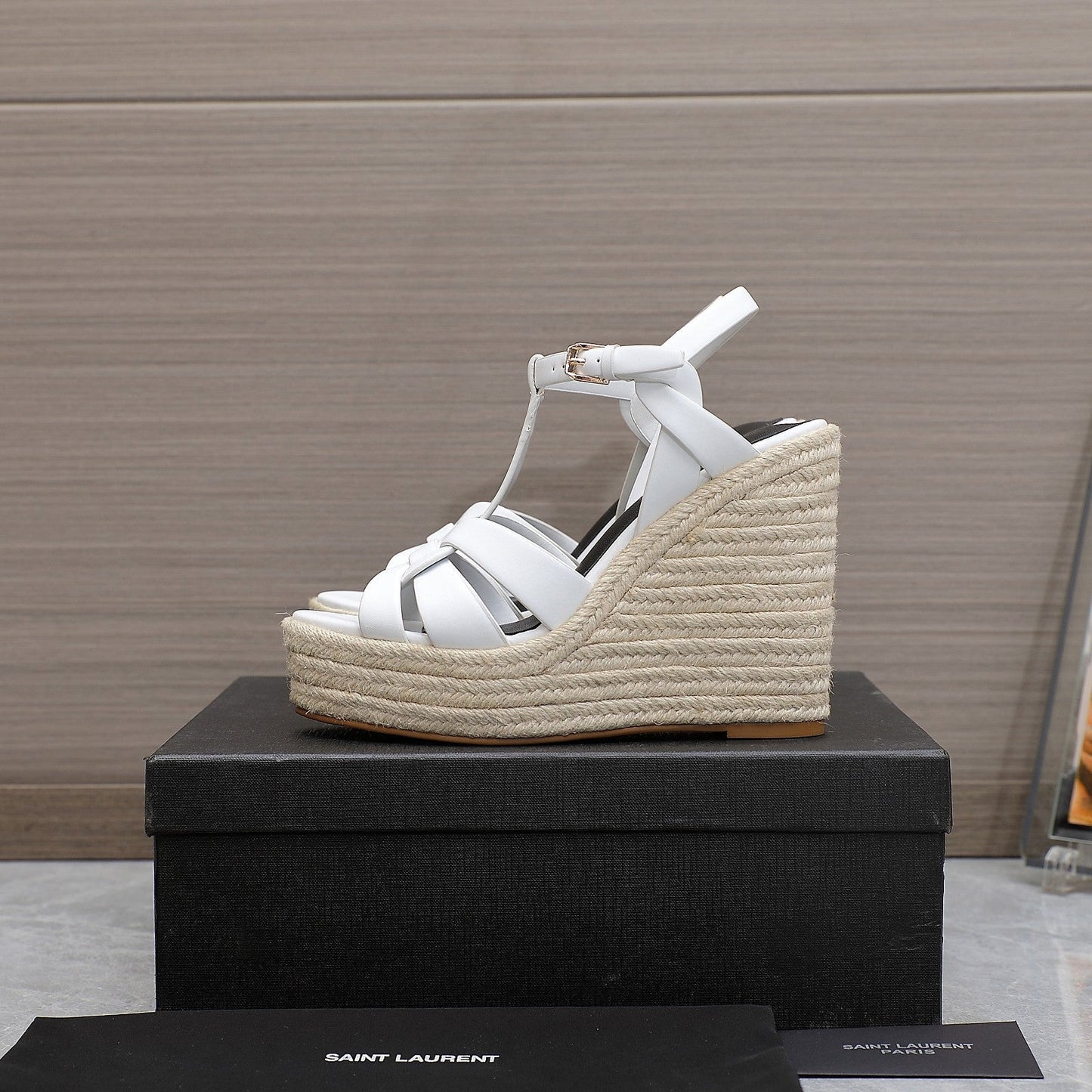 SL TRIBUTE WEDGE SANDALS WHITE CALFSKIN - 35