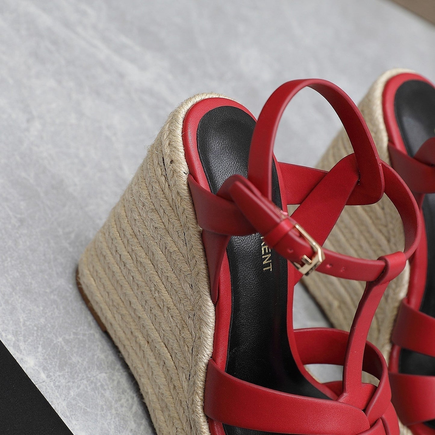 SL TRIBUTE WEDGE SANDALS RED CALFSKIN - 35