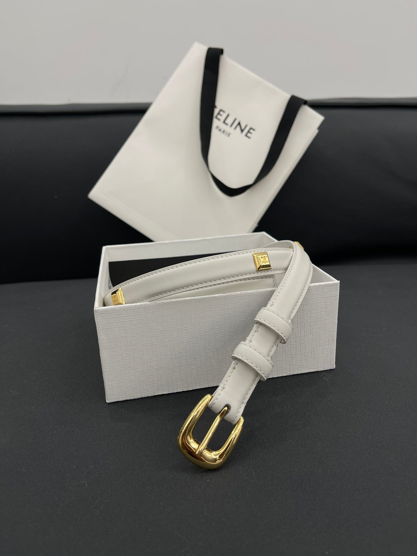 CL SMALL 18 MM TRIOMPHE BELT IN TAURILLON WHITE LEATHER GOLD HARDWARE - 30