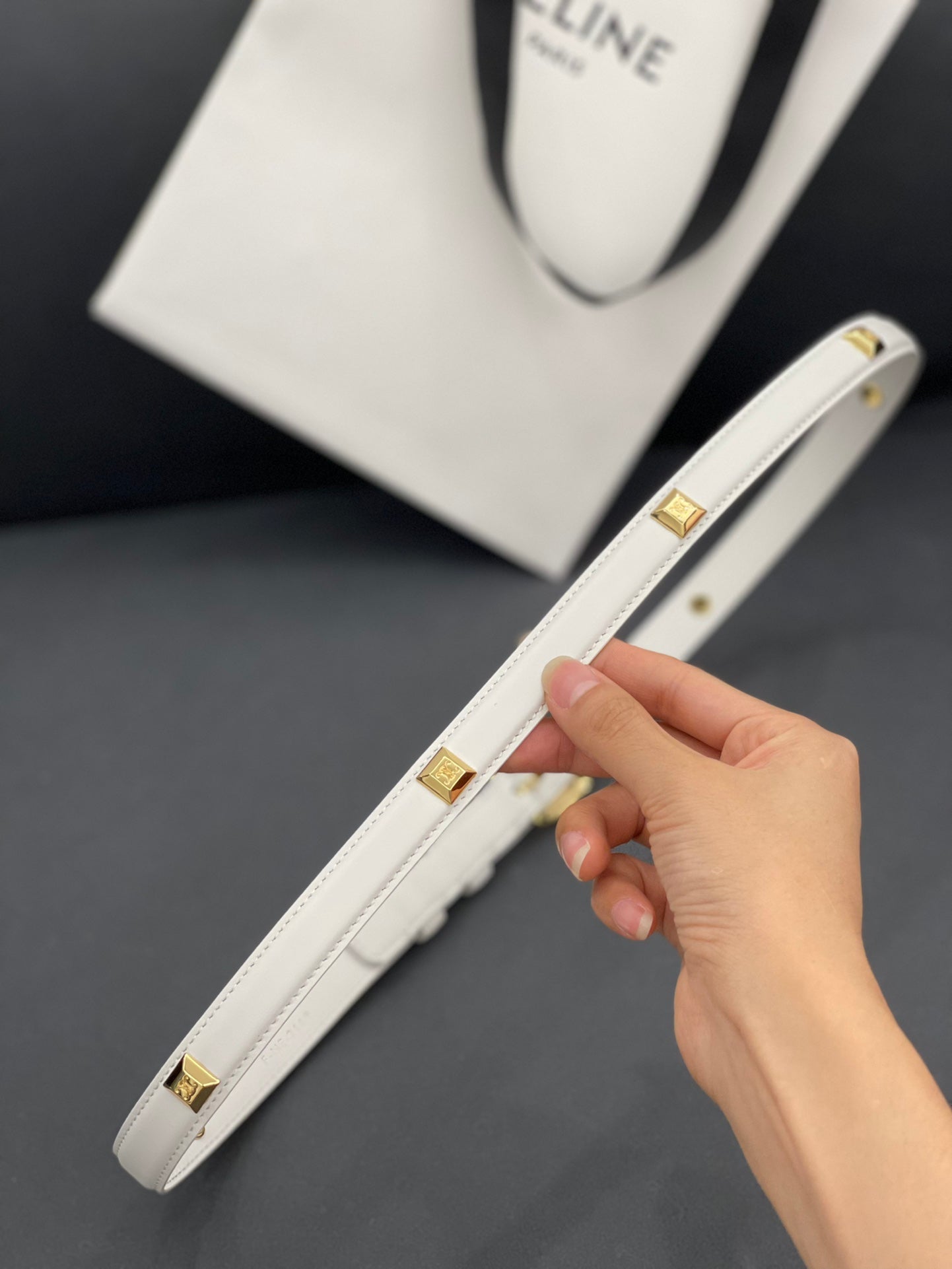 CL SMALL 18 MM TRIOMPHE BELT IN TAURILLON WHITE LEATHER GOLD HARDWARE - 30