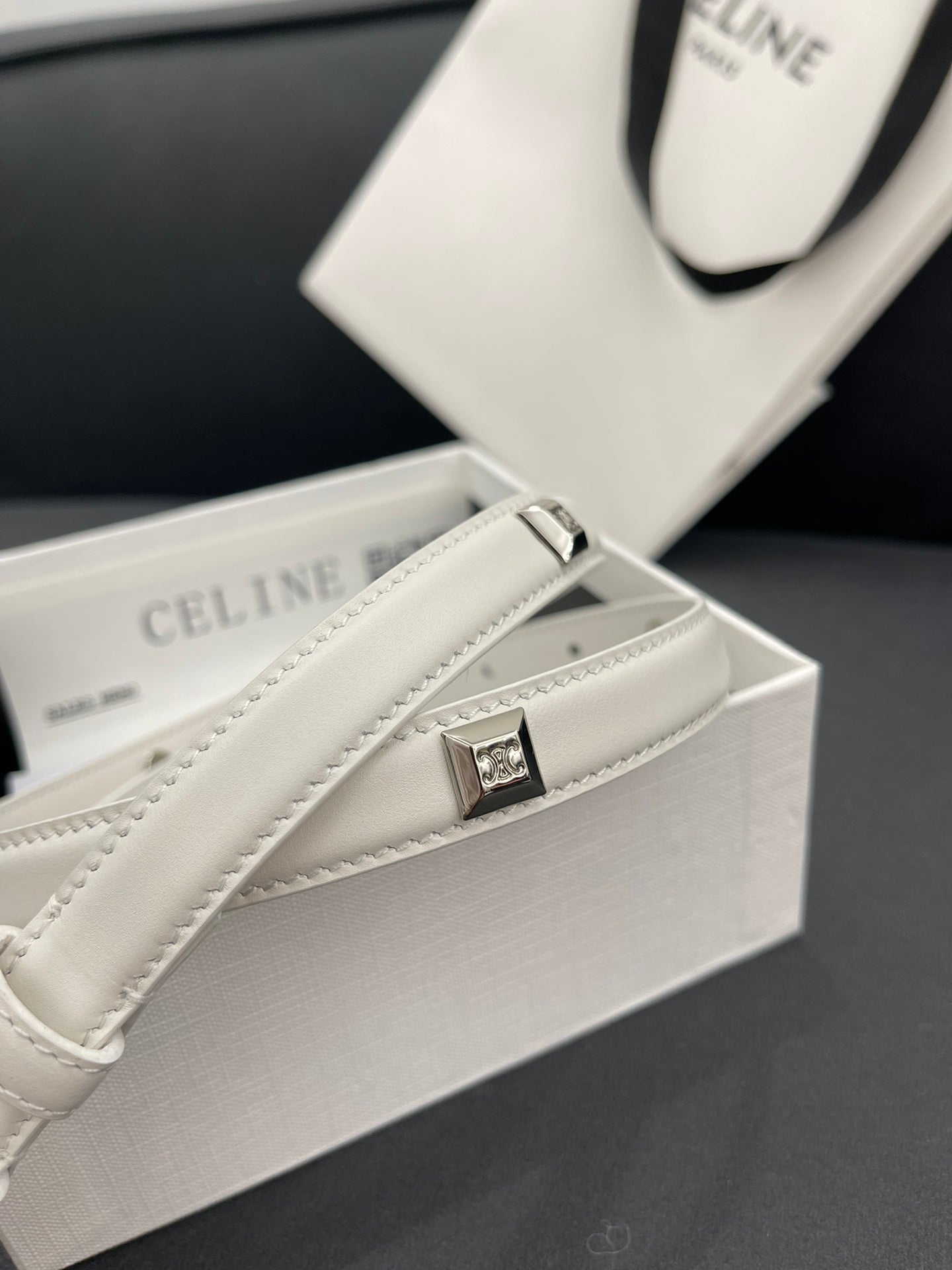 CL SMALL 18 MM TRIOMPHE BELT IN TAURILLON WHITE LEATHER SILVER HARDWARE - 30