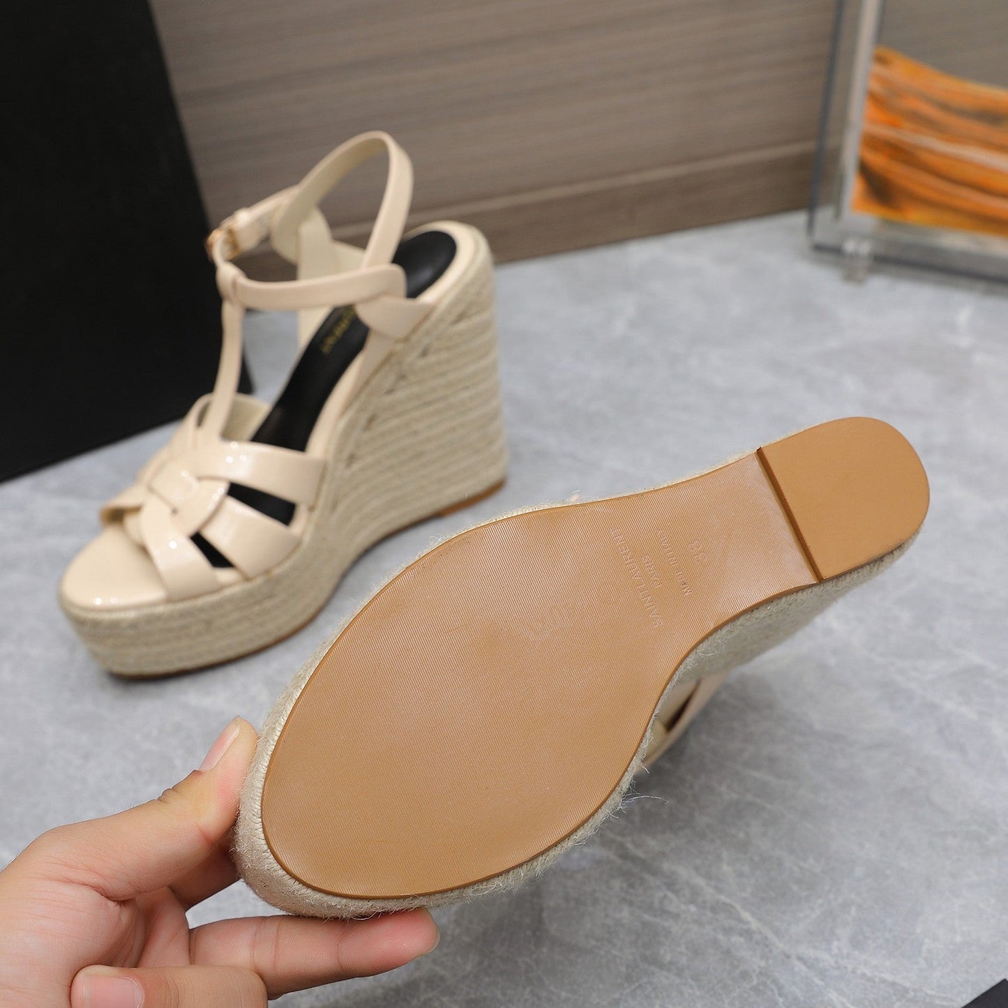 SL TRIBUTE WEDGE SANDALS BEIGE POLISHED CALFSKIN - 35