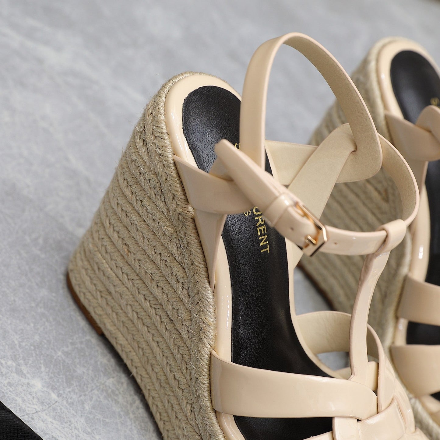 SL TRIBUTE WEDGE SANDALS BEIGE POLISHED CALFSKIN - 35