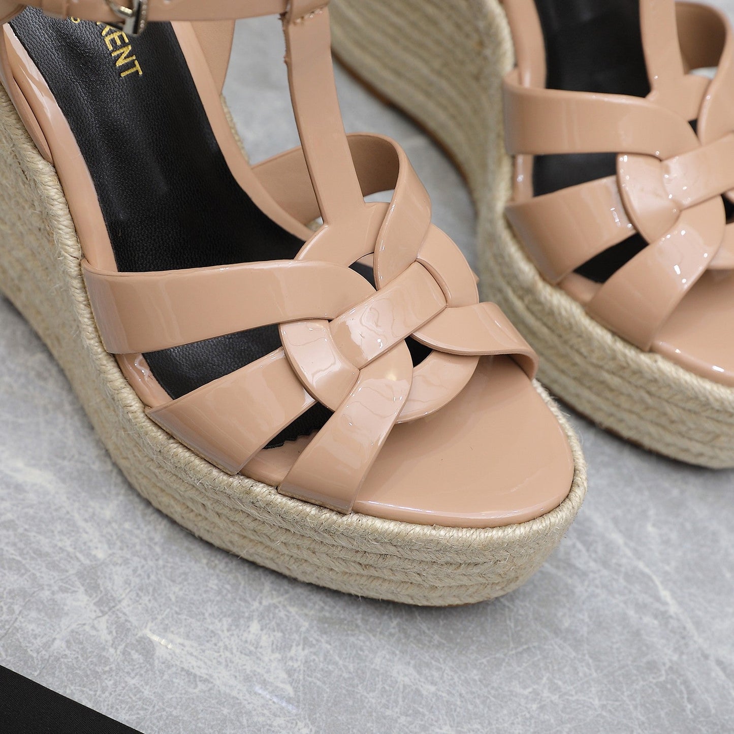 SL TRIBUTE WEDGE SANDALS PINK NUDE POLISHED CALFSKIN - 35