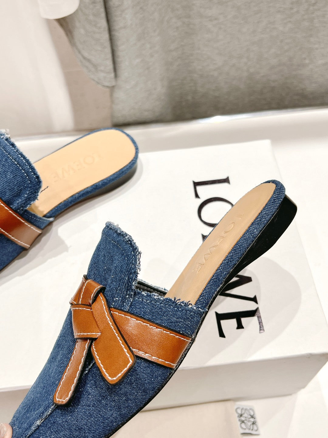 LW GATE BELTED MULE AEGEAN DENIM - 35