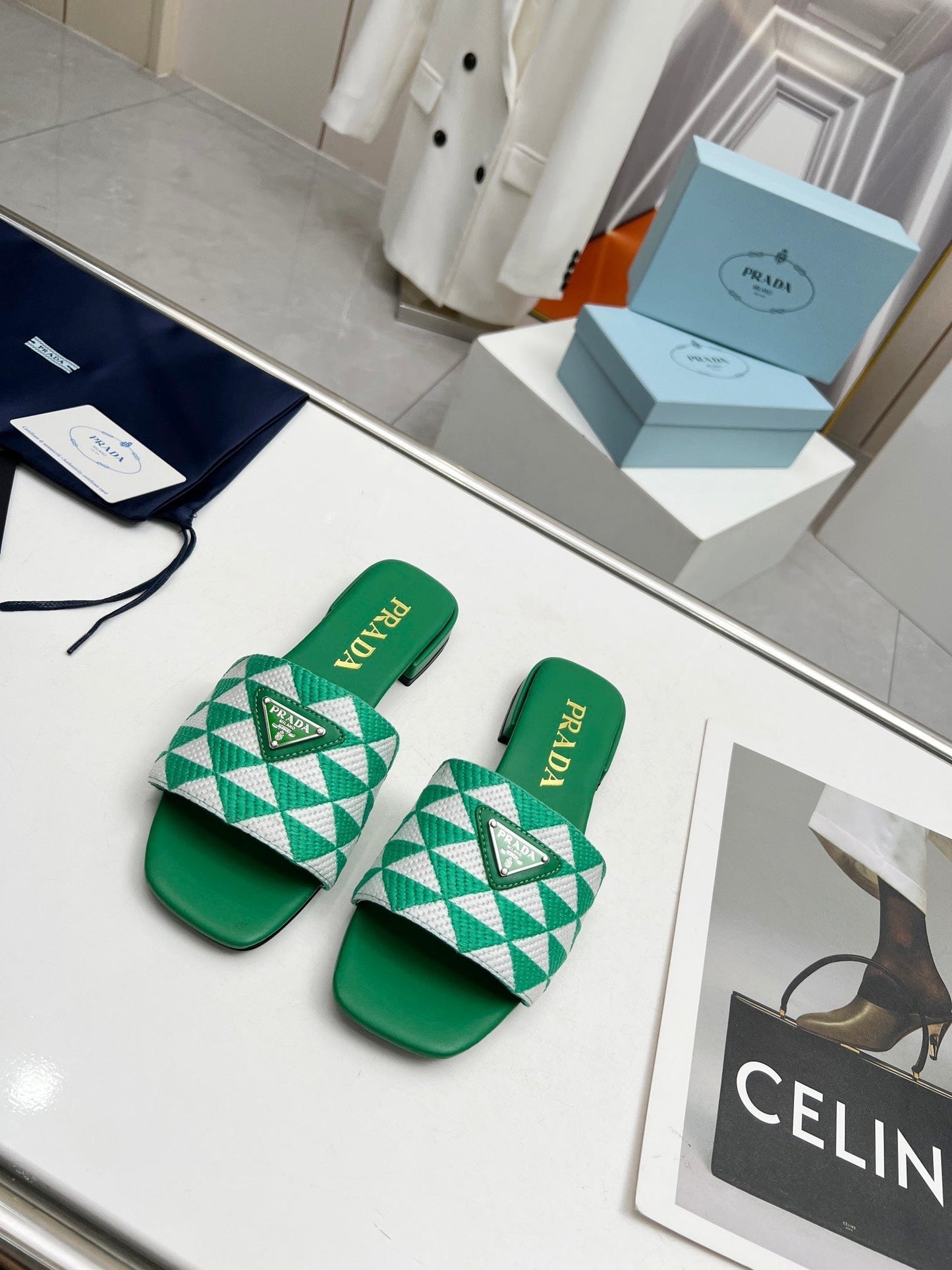 PRA EMBROIDERED SLIDES FLAT GREEN FABRIC - 35