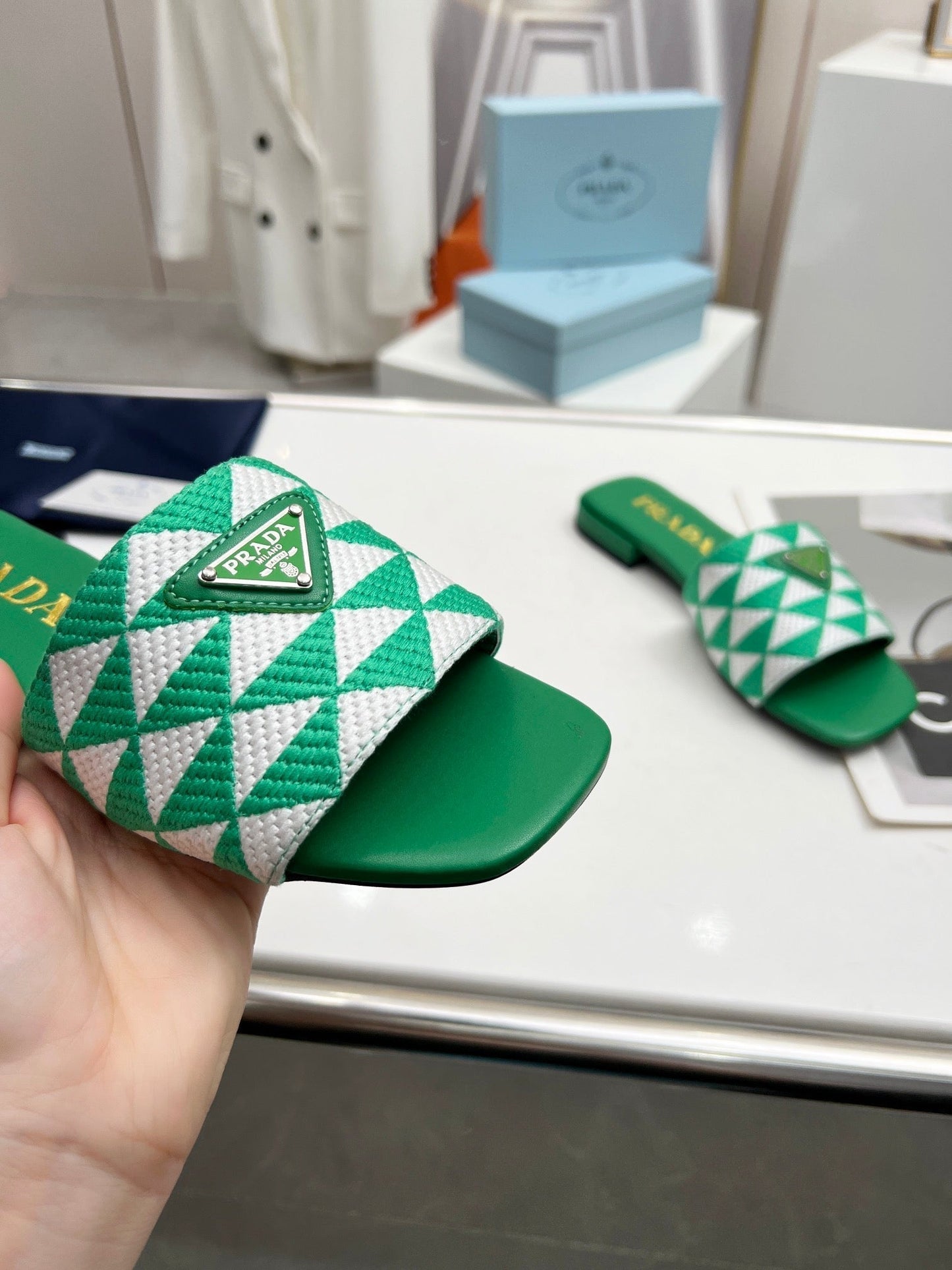 PRA EMBROIDERED SLIDES FLAT GREEN FABRIC - 35