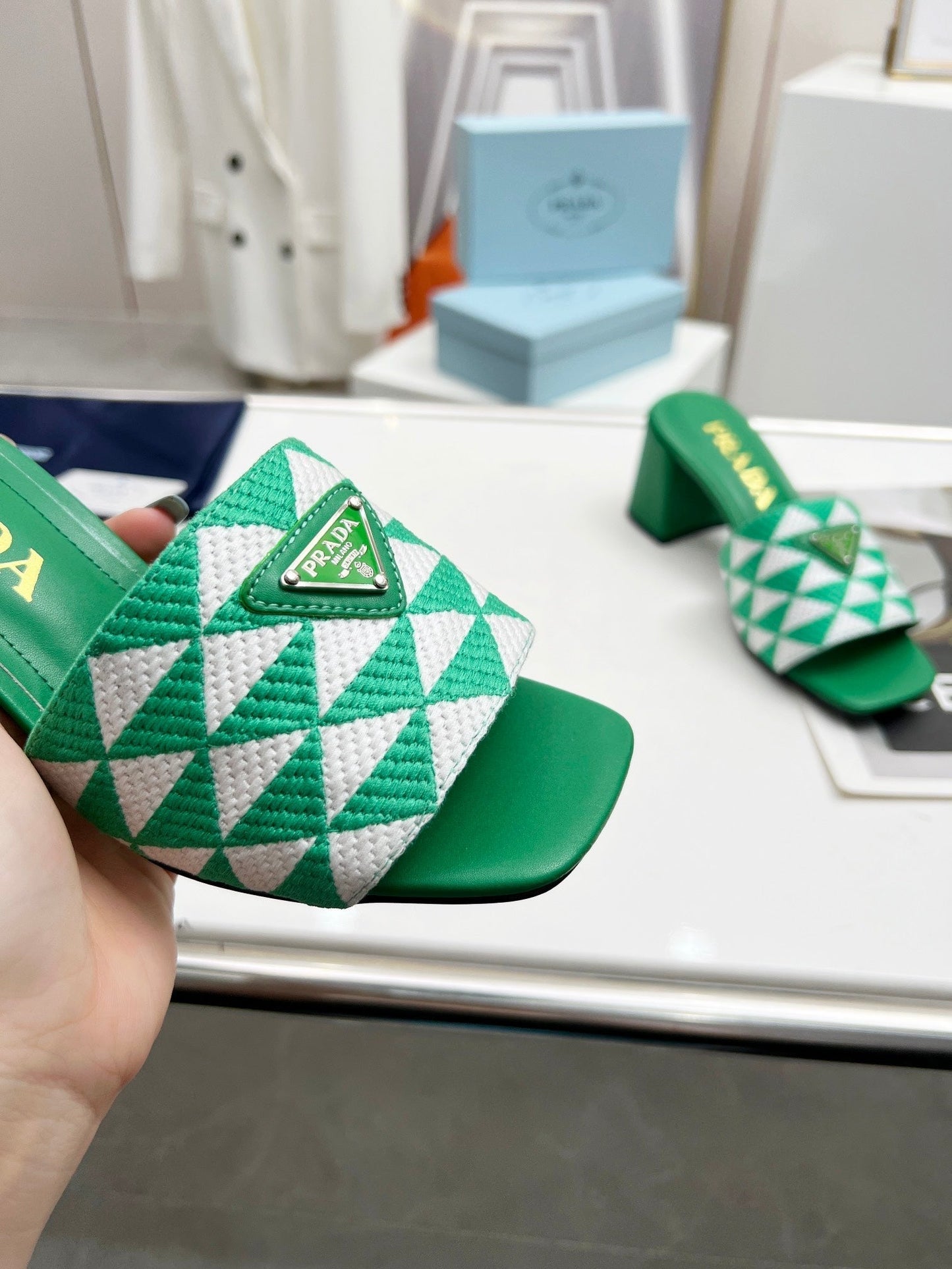 PRA EMBROIDERED SLIDES 65 GREEN FABRIC - 35