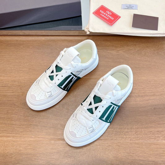 VL7N LOW-TOP WHITE CALFSKIN AND PINE GREEN FABRIC SNEAKER WITH BANDS - 35