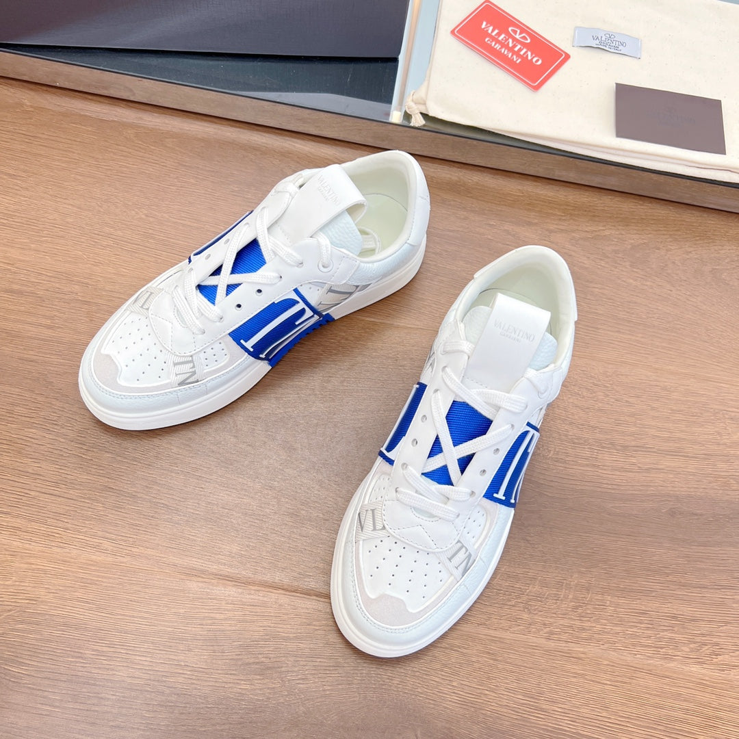 VL7N LOW-TOP WHITE CALFSKIN AND COBALT BLUE FABRIC SNEAKER WITH BANDS - 35