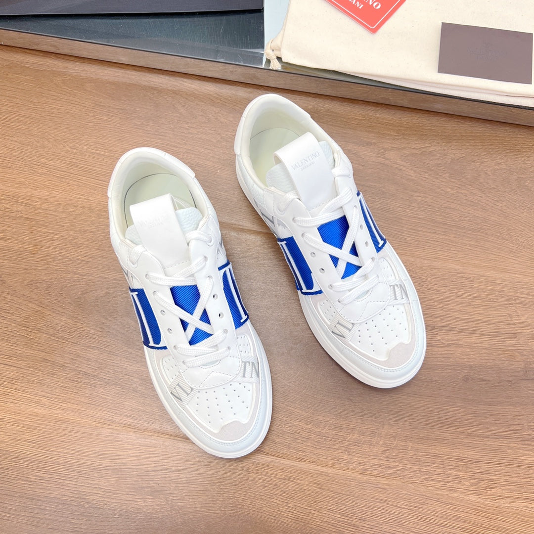 VL7N LOW-TOP WHITE CALFSKIN AND COBALT BLUE FABRIC SNEAKER WITH BANDS - 35