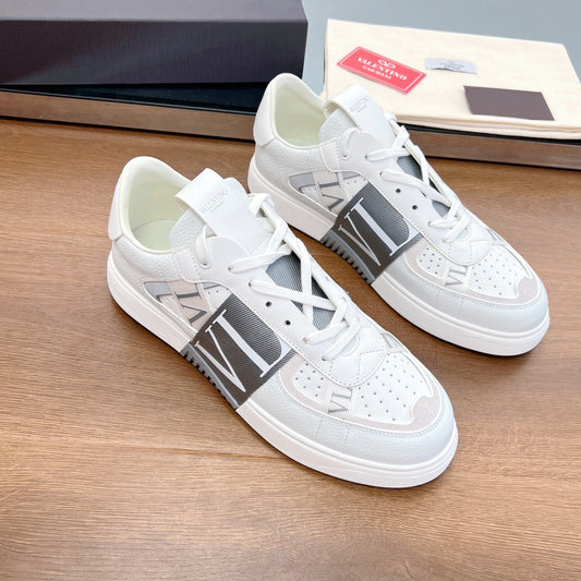 VL7N LOW-TOP WHITE CALFSKIN AND GREY FABRIC SNEAKER WITH BANDS - 35