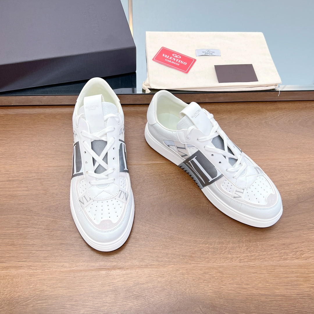 VL7N LOW-TOP WHITE CALFSKIN AND GREY FABRIC SNEAKER WITH BANDS - 35